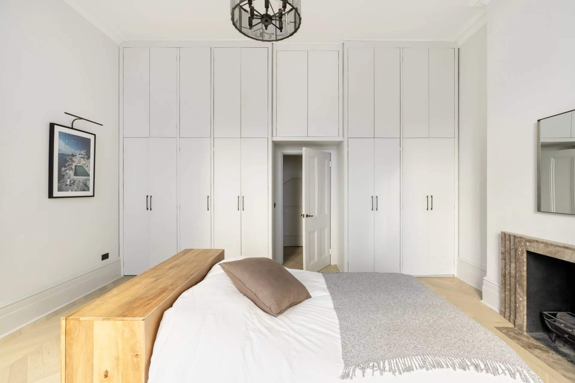 London  - Apartment 3 Bedrooms - picture 11