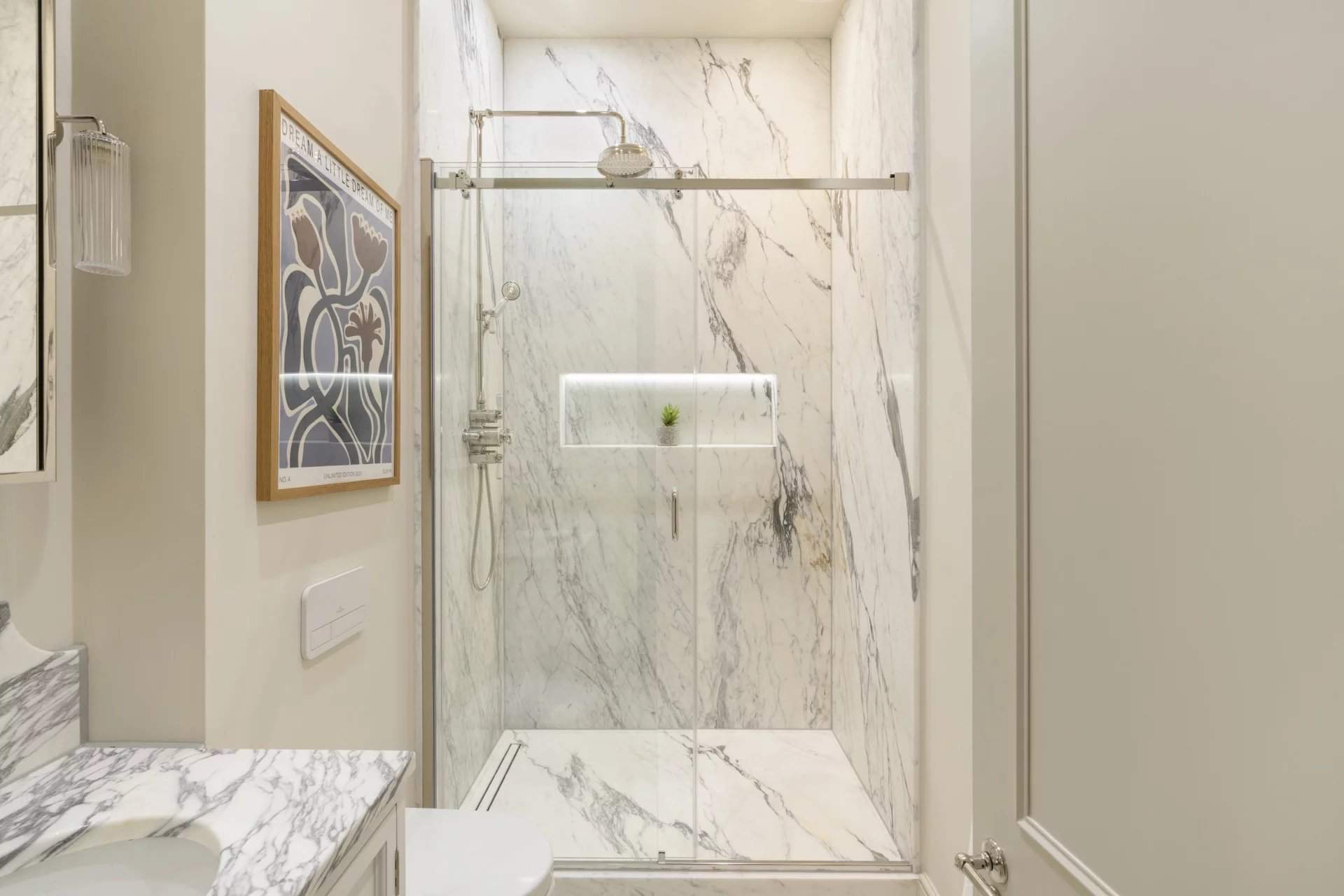 London  - Apartment 3 Bedrooms - picture 10