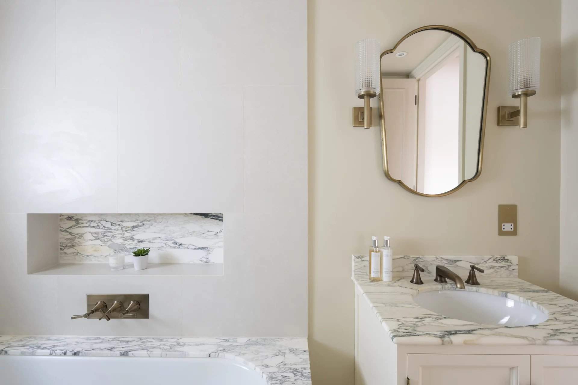 London  - Apartment 3 Bedrooms - picture 10