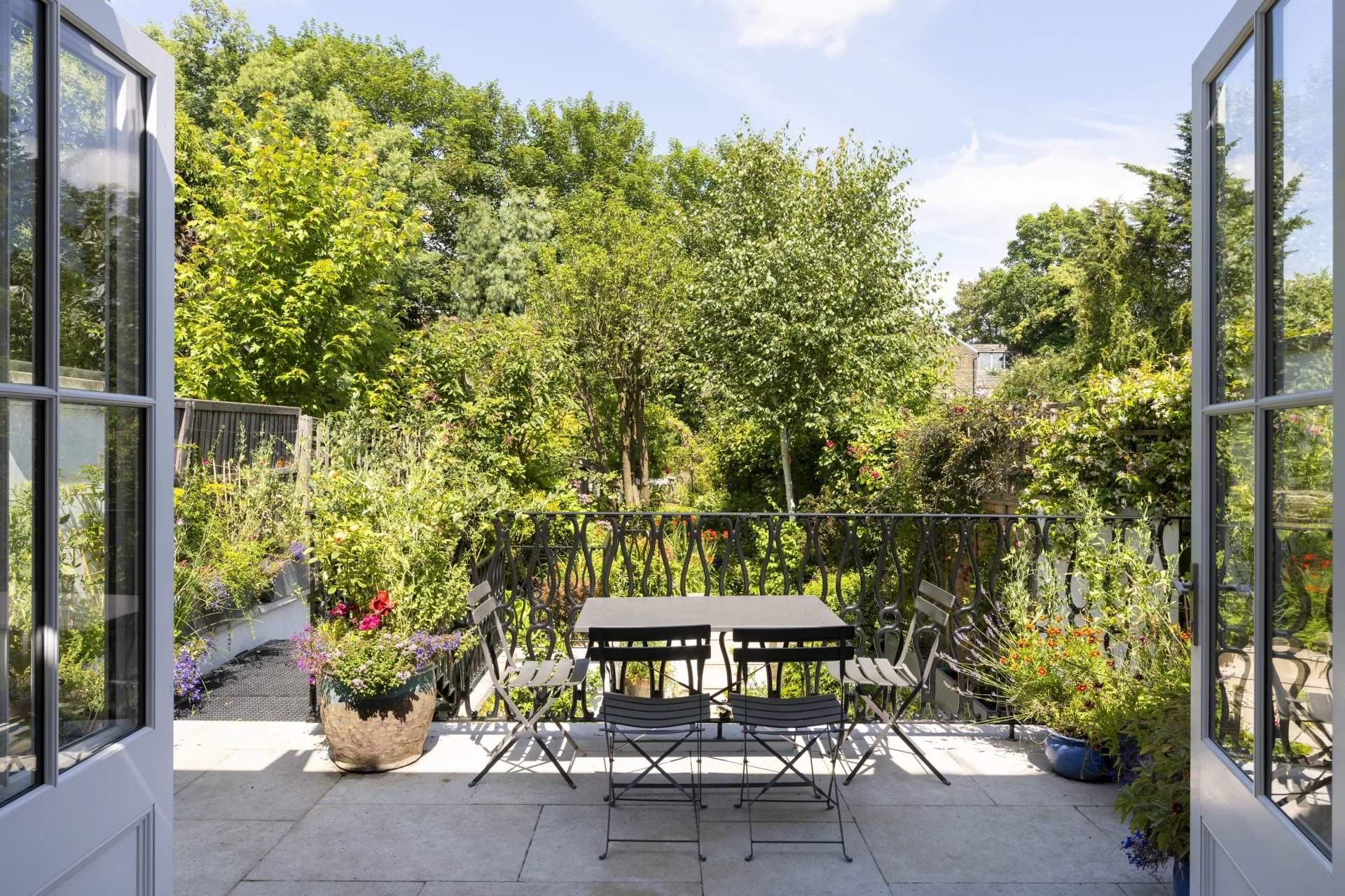 London  - House 4 Bedrooms - picture 7