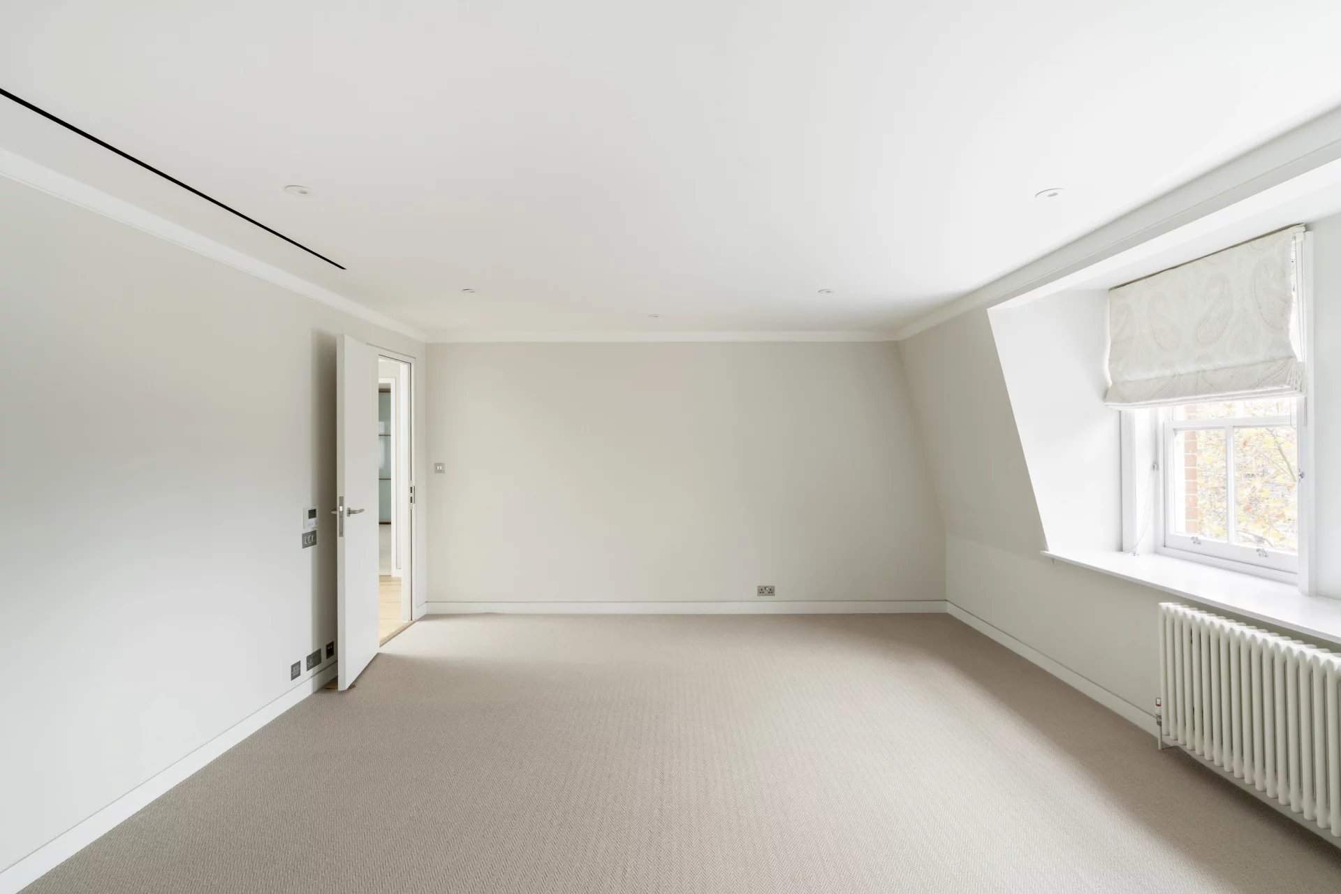 London  - Apartment 3 Bedrooms - picture 9