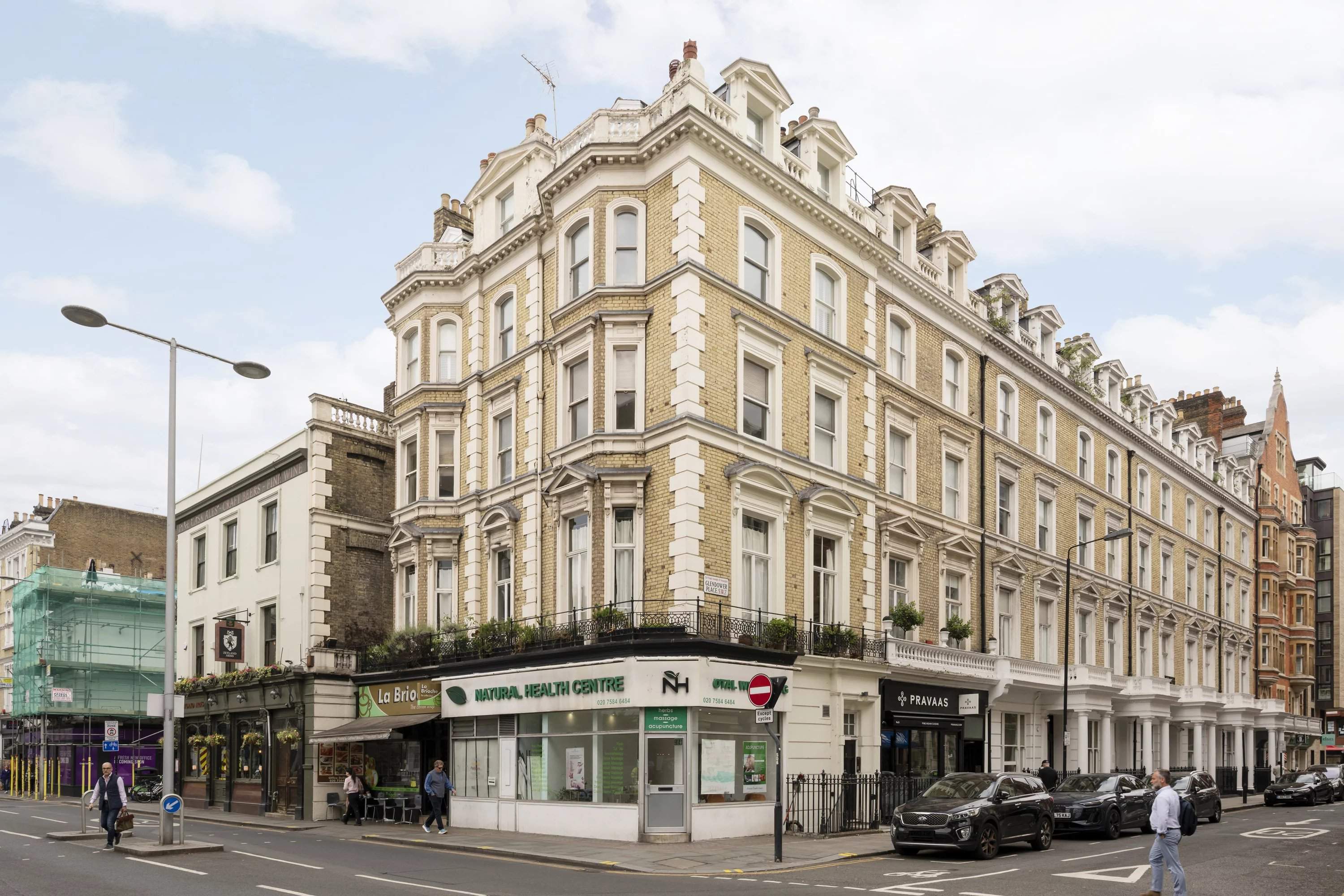 Glendower Place, Chelsea / South Kensington picture 2
