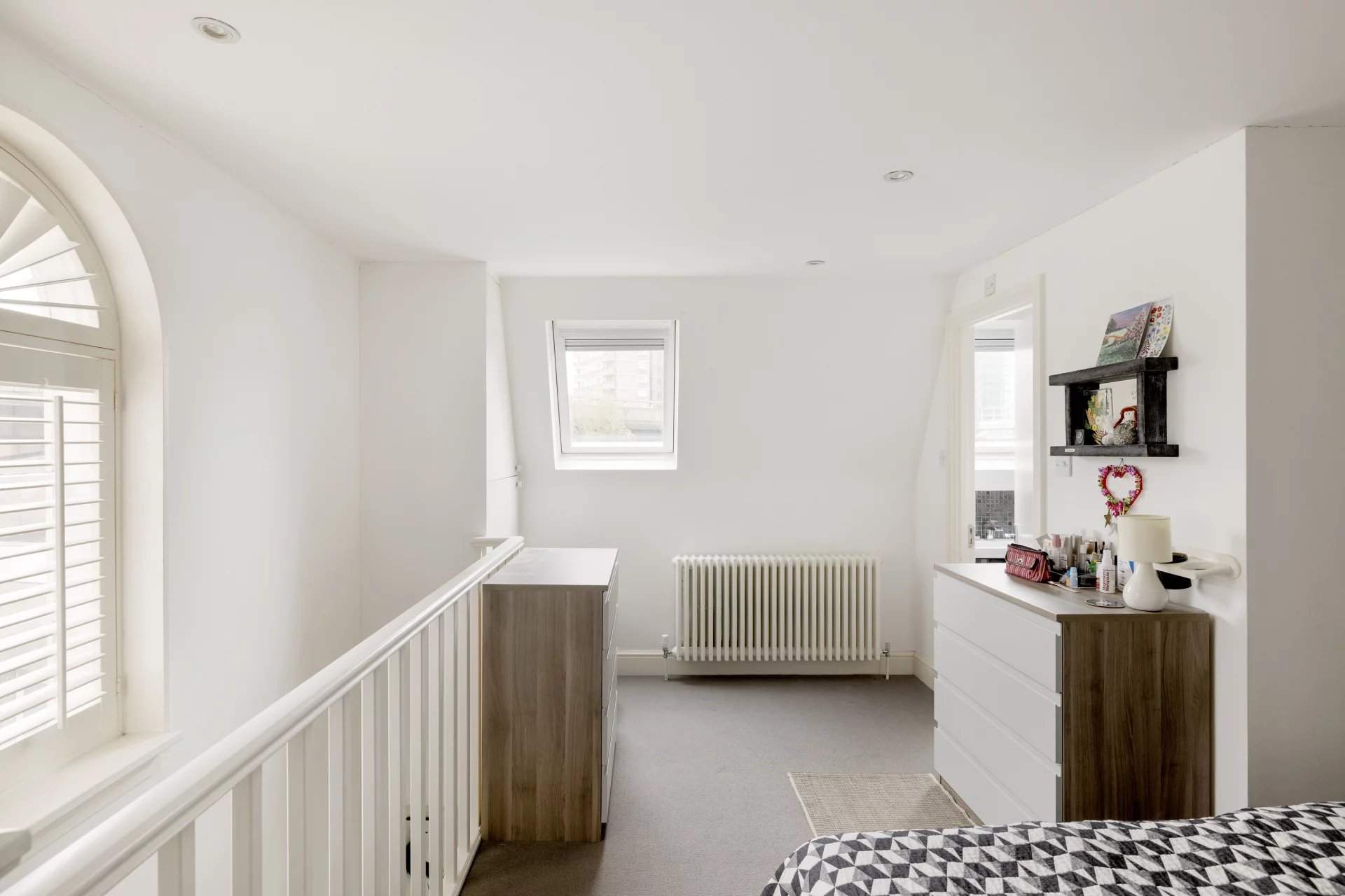 London  - House 2 Bedrooms - picture 5