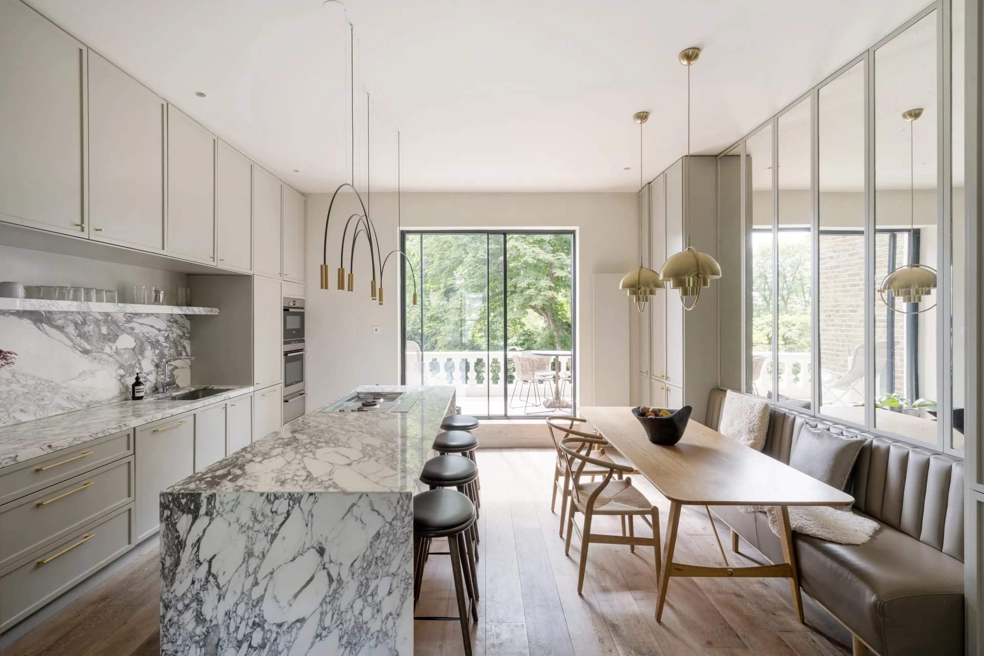 London  - Apartment 5 Bedrooms - picture 3