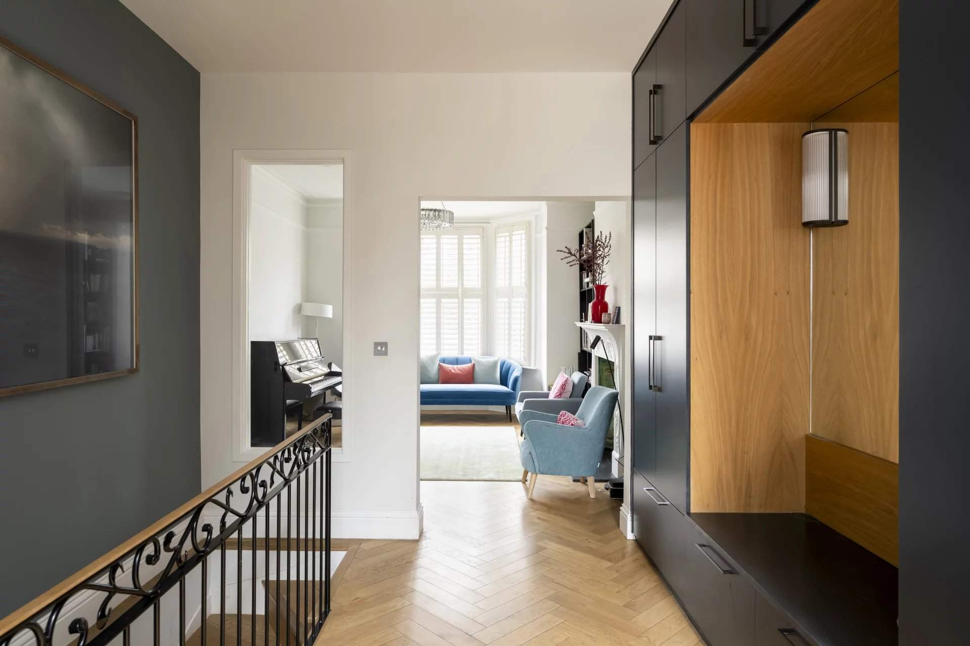 London  - House 5 Bedrooms - picture 8