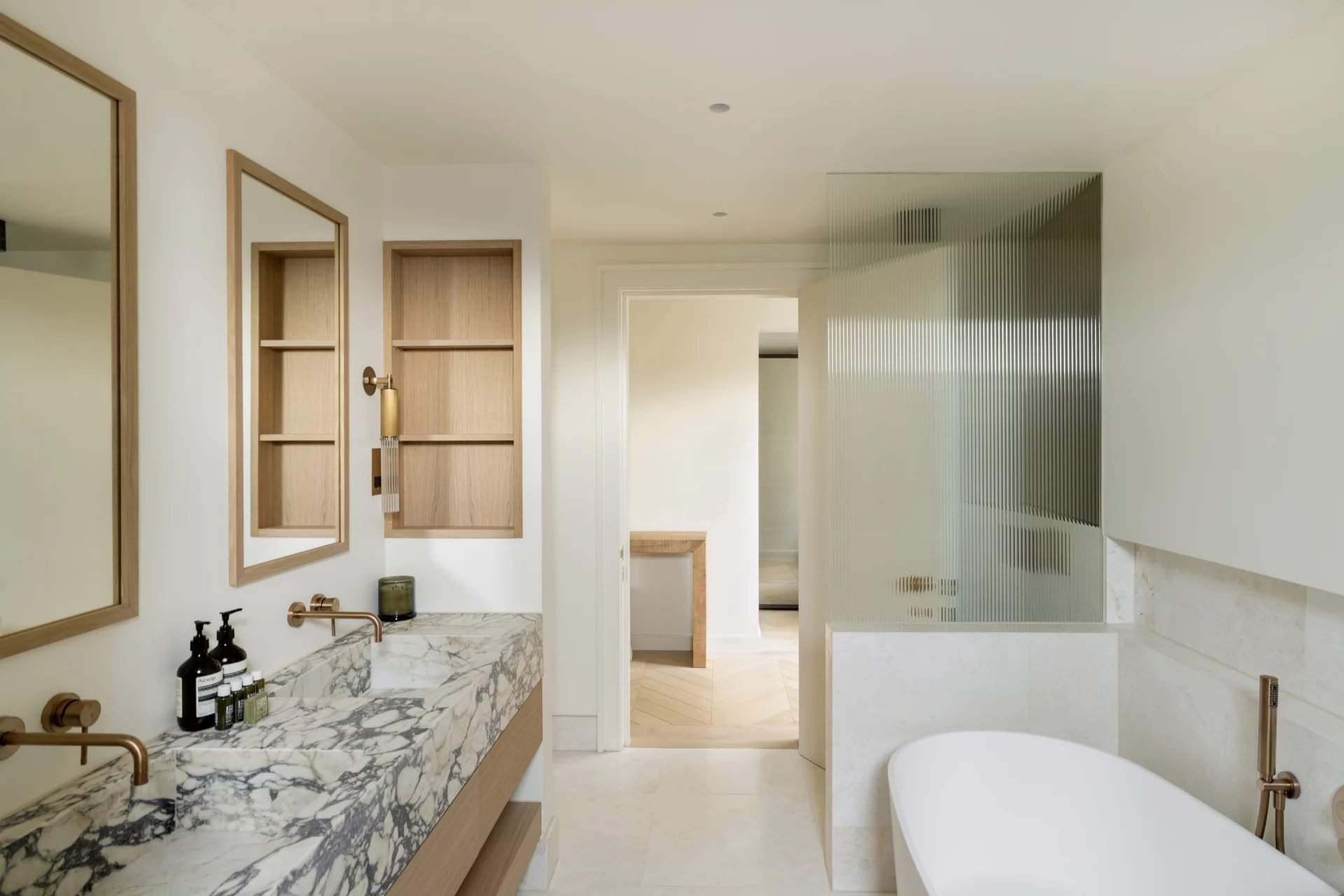 London  - Apartment 2 Bedrooms - picture 10