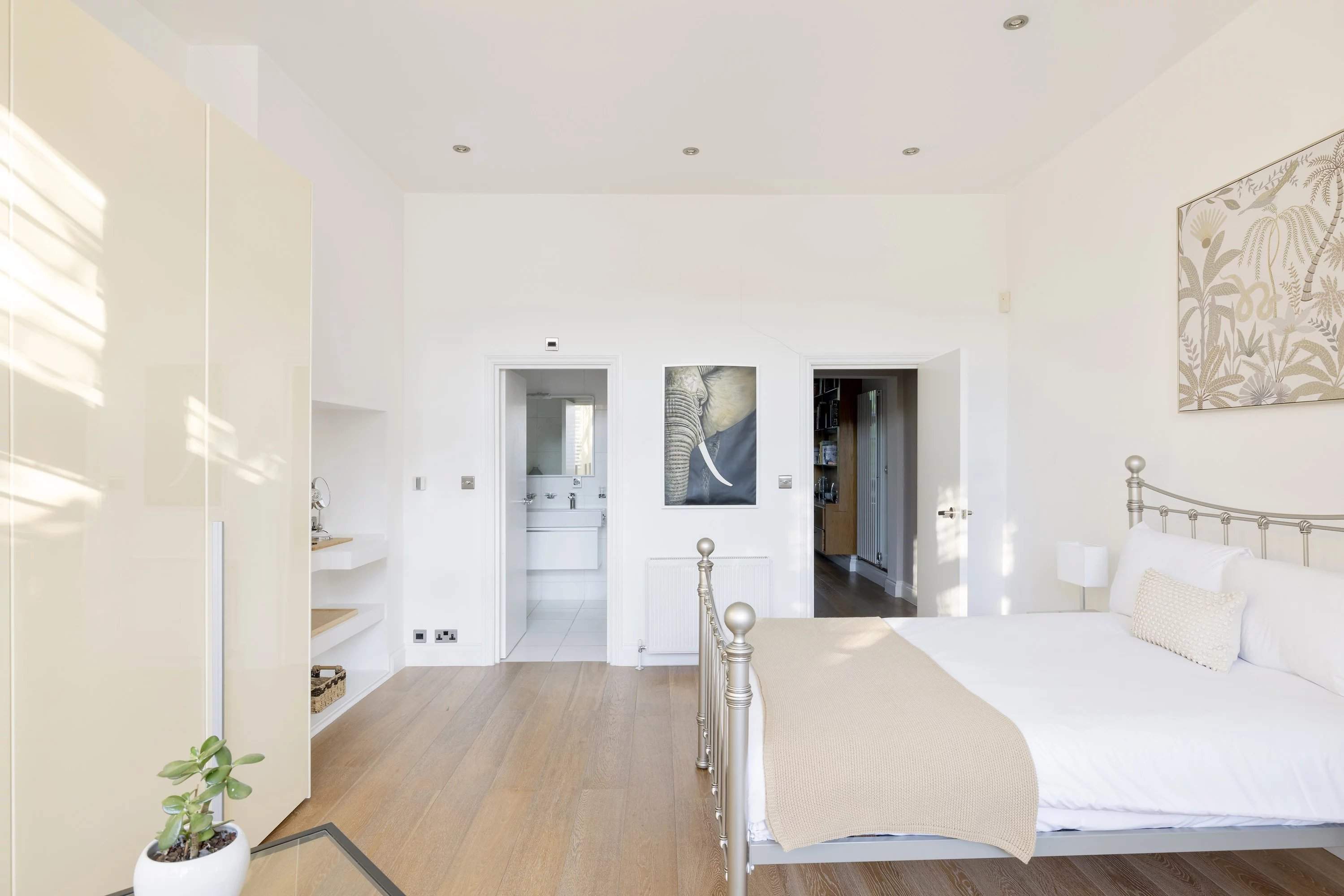 Fawley Road, Hampstead picture 9