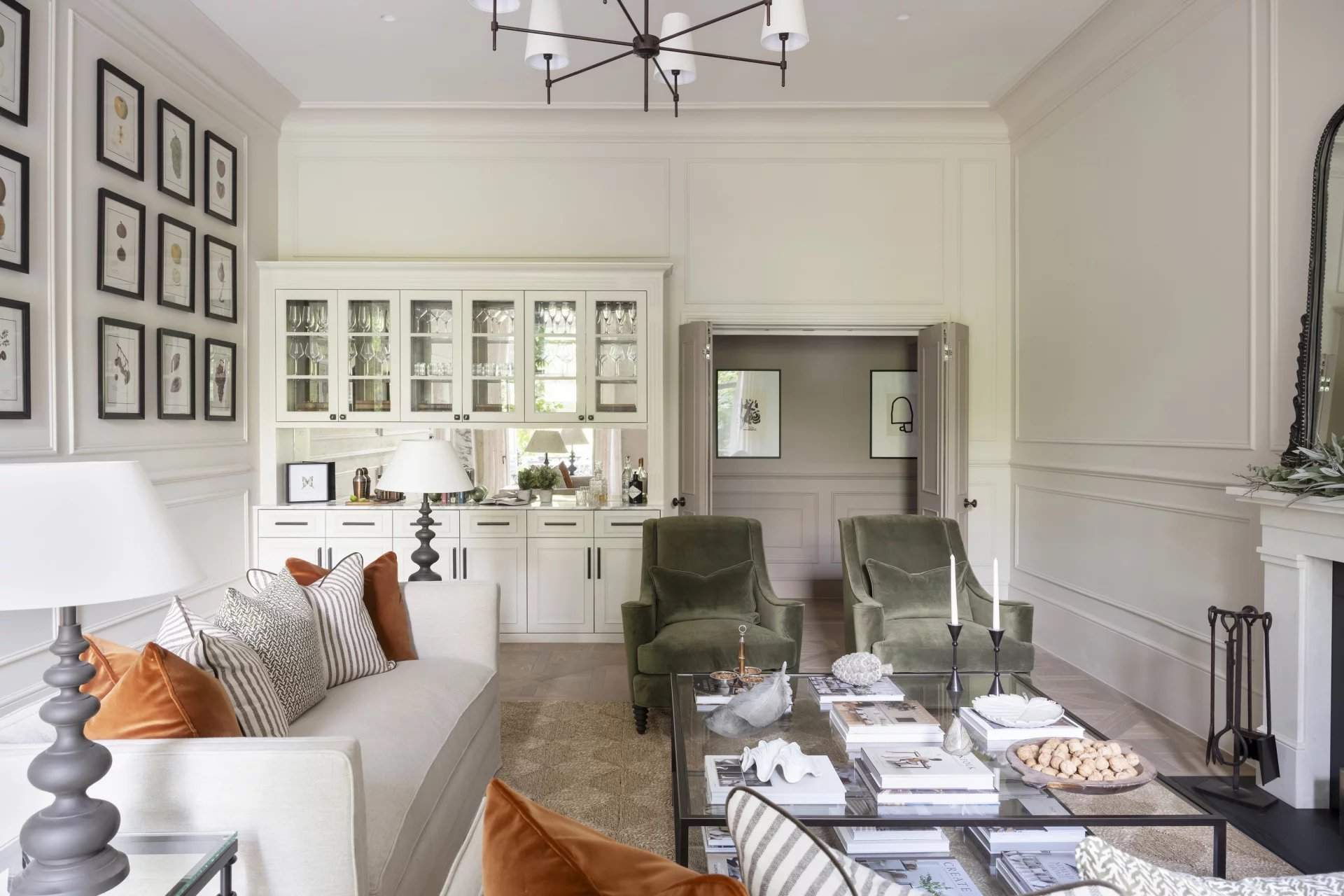 London  - Apartment 3 Bedrooms - picture 4