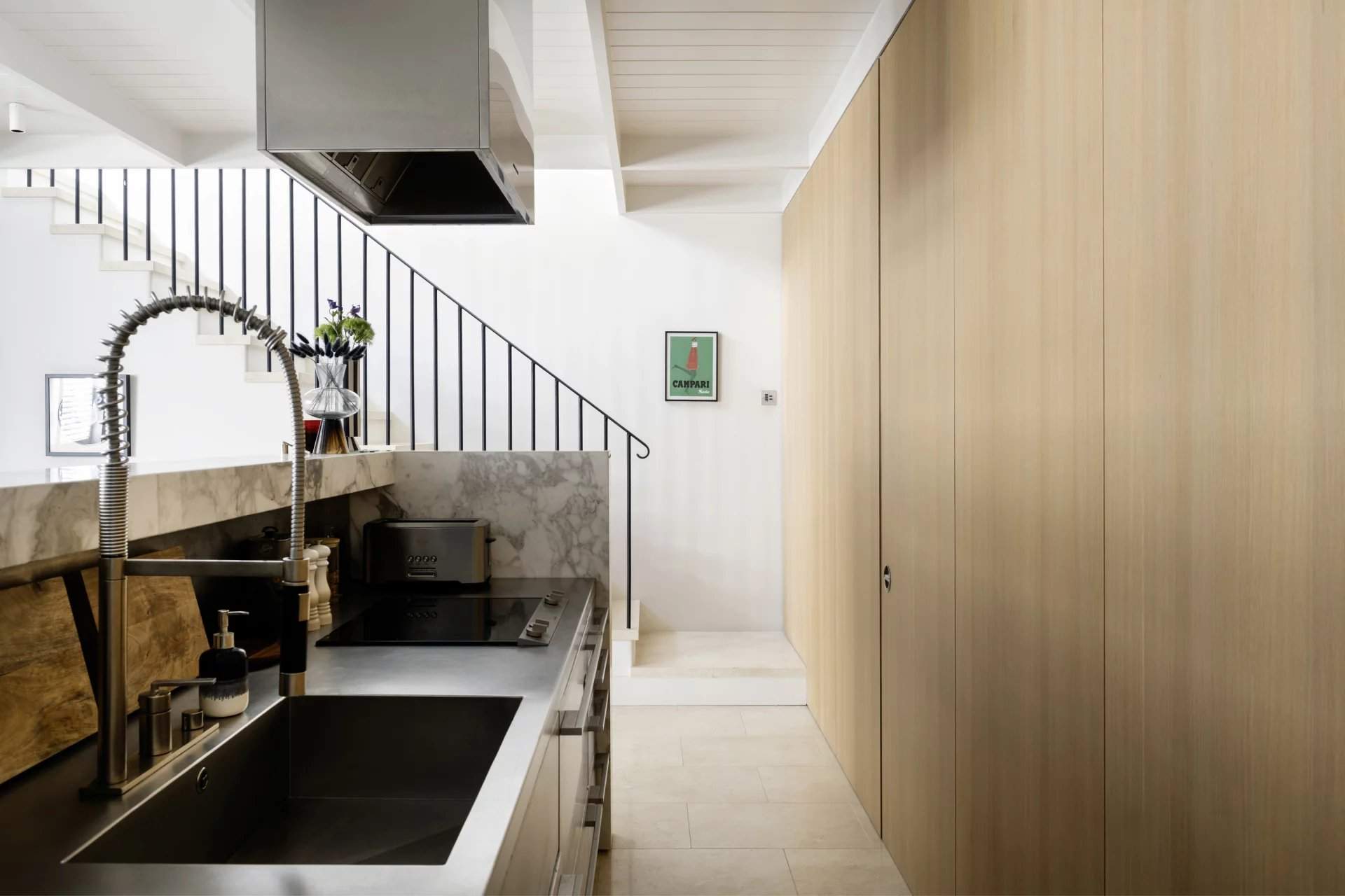 London  - House 2 Bedrooms - picture 7