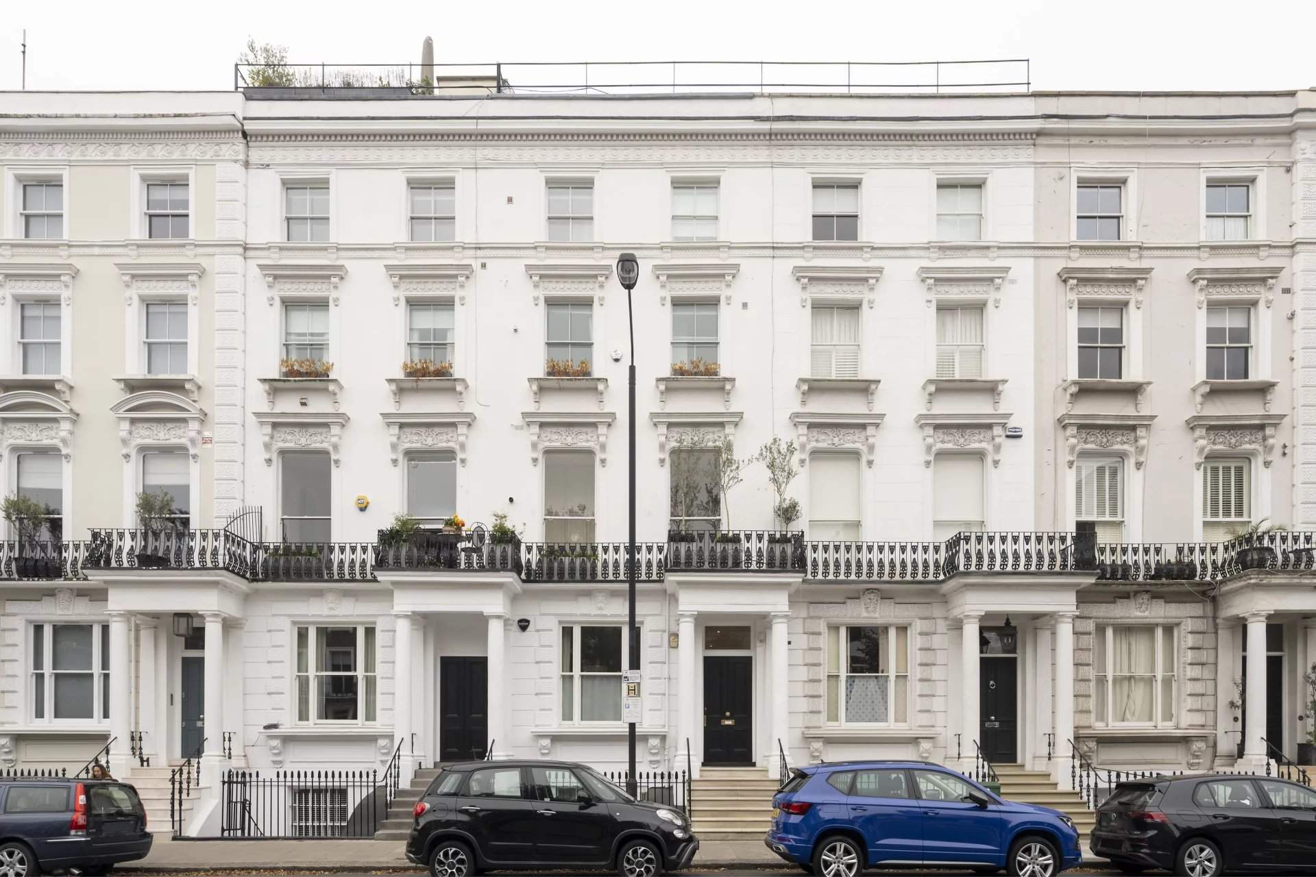 London  - Apartment 2 Bedrooms - picture 11