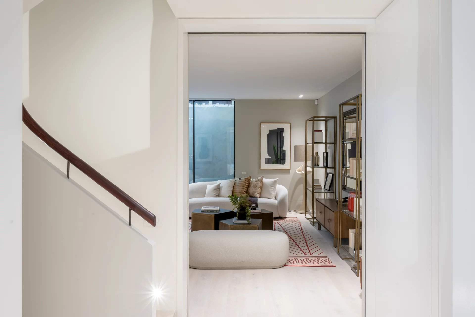 London  - House 4 Bedrooms - picture 6