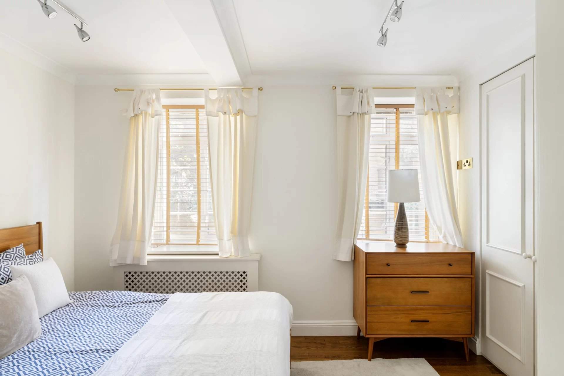 London  - Apartment 3 Bedrooms - picture 12