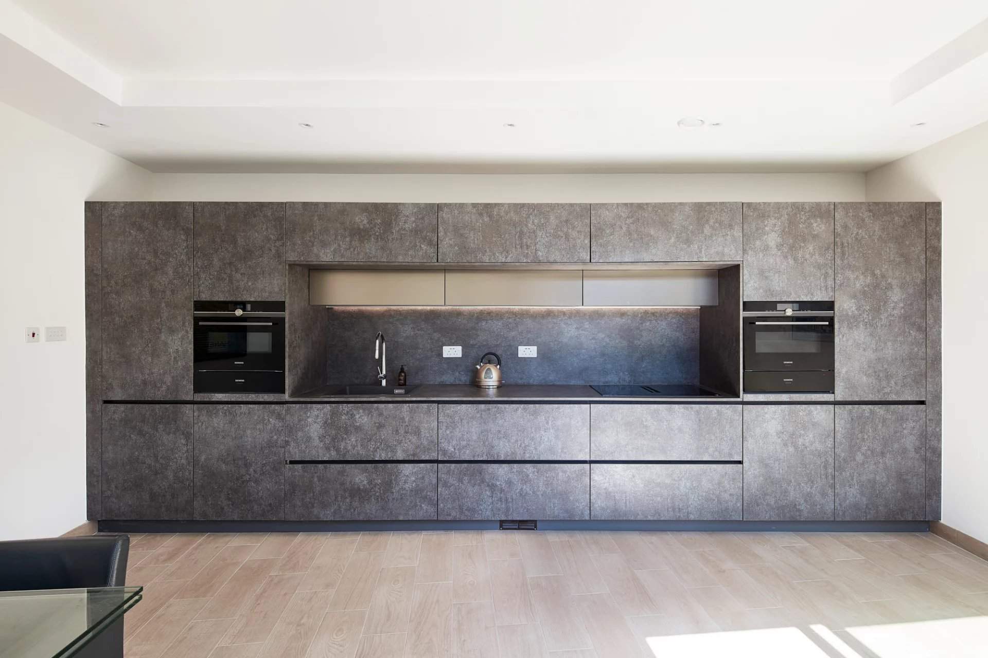 London  - House 4 Bedrooms - picture 6