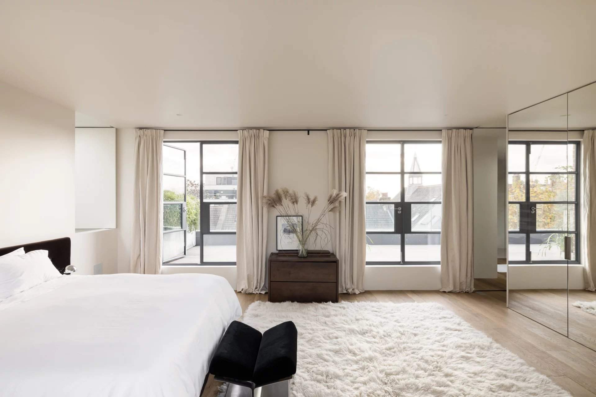 Pember House, Pember Road picture 13