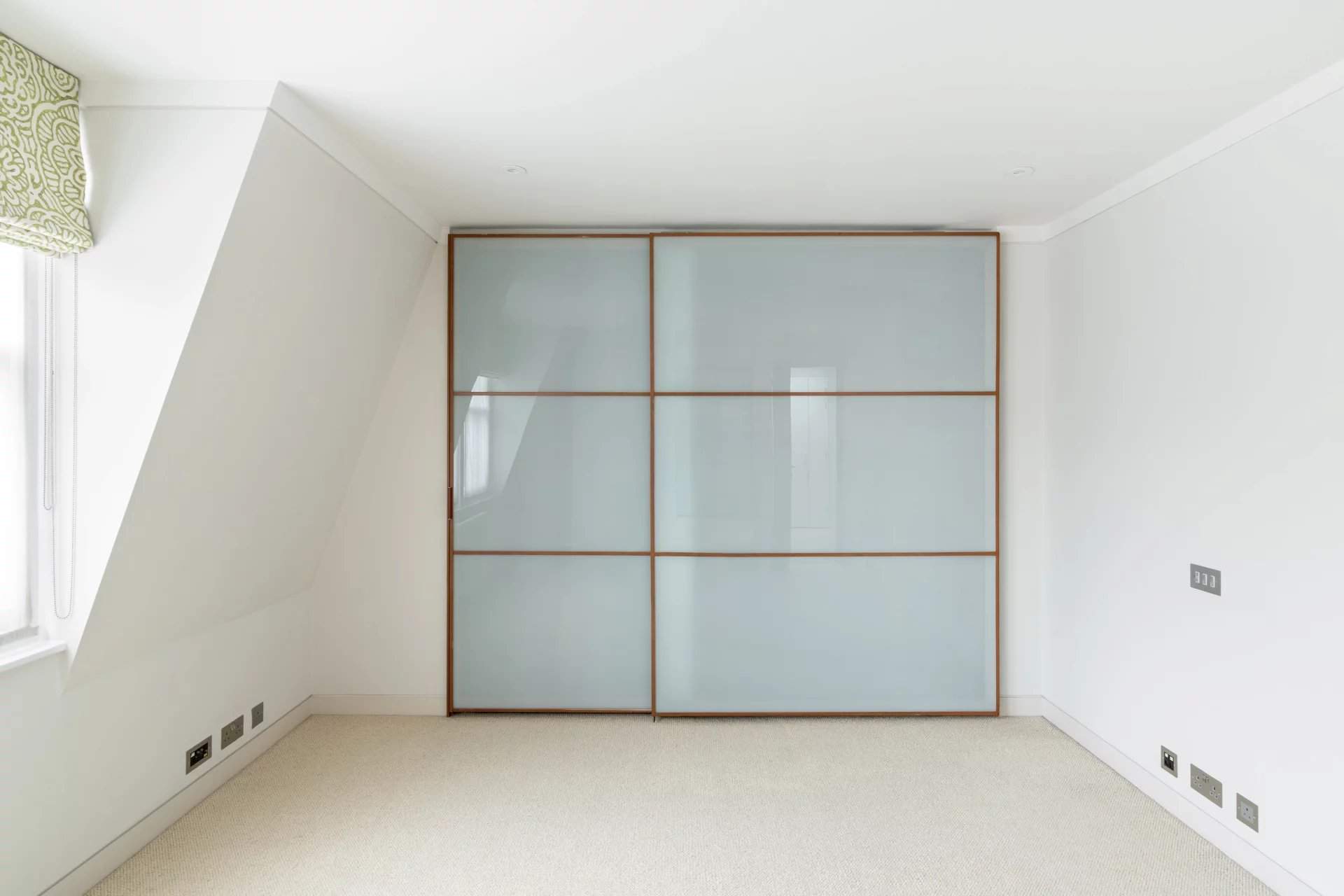 London  - Apartment 3 Bedrooms - picture 11