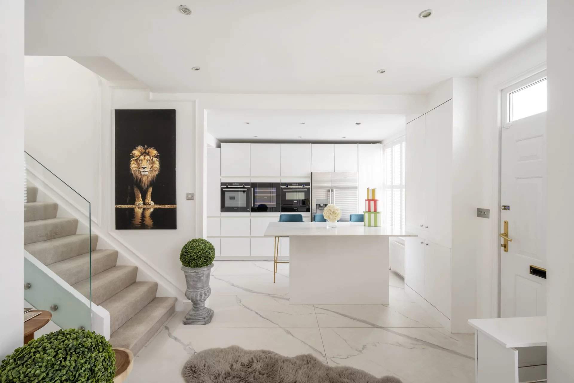 London  - House 4 Bedrooms - picture 5