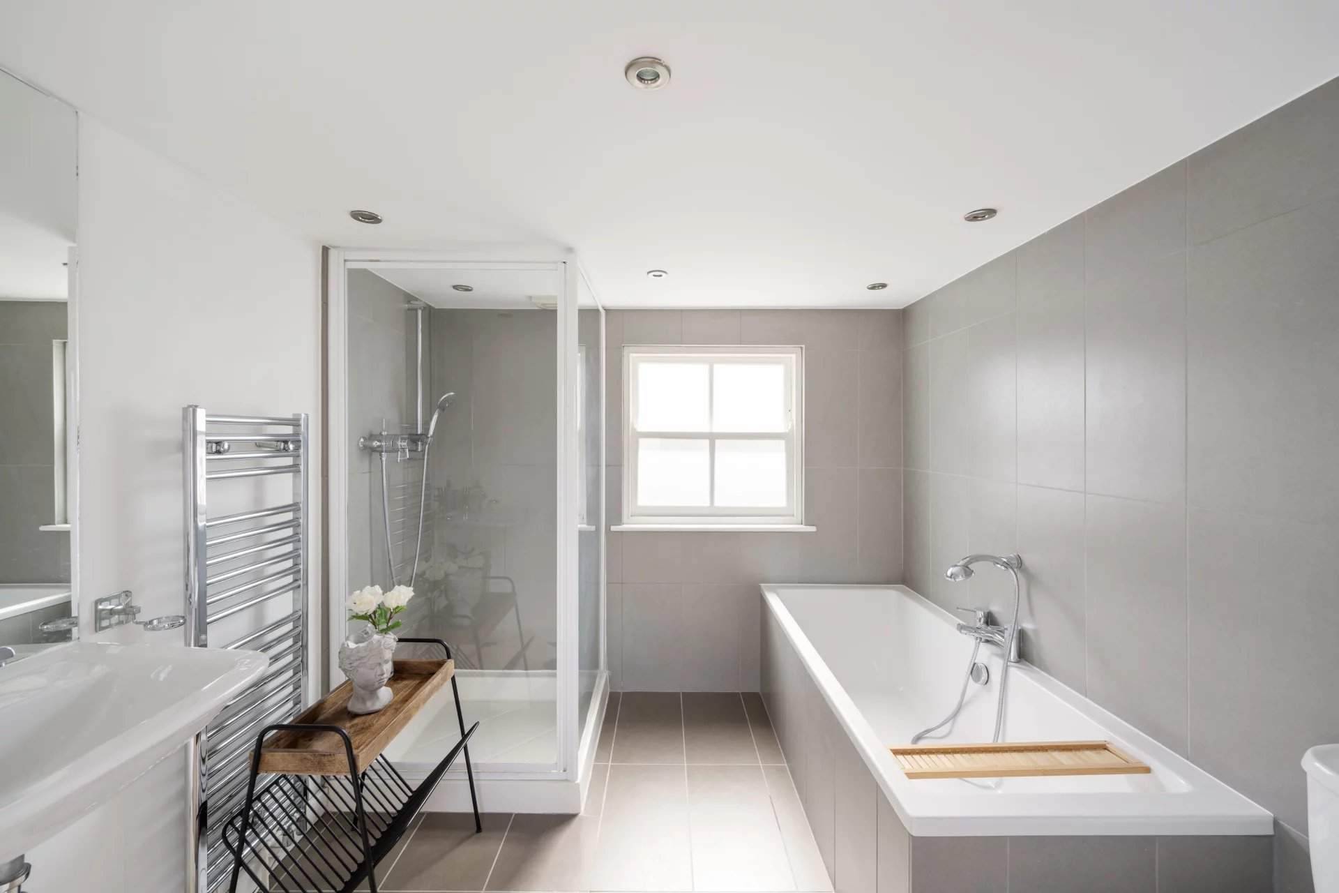 London  - House 4 Bedrooms - picture 12