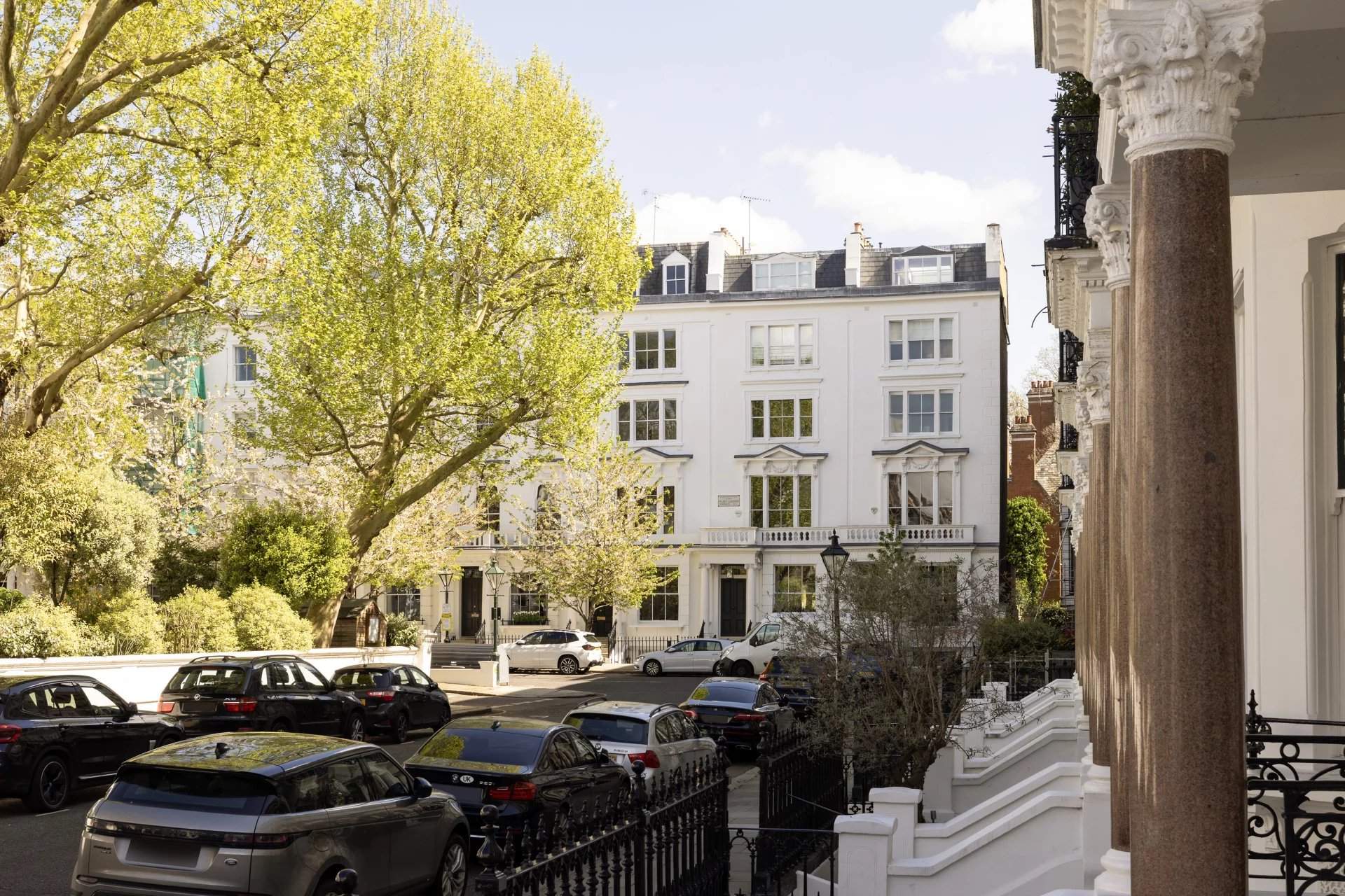 London  - Apartment 2 Bedrooms - picture 4