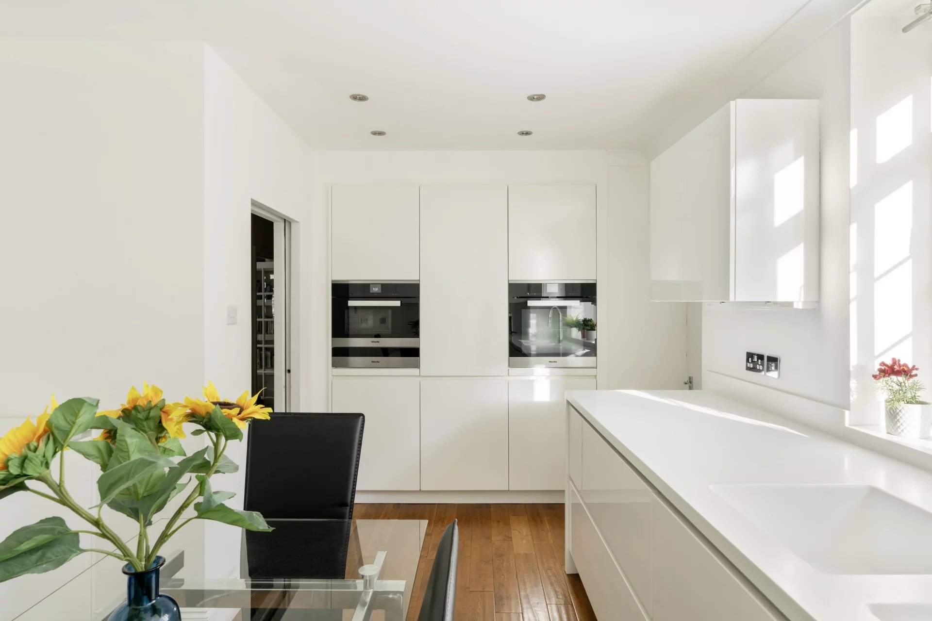 London  - Apartment 3 Bedrooms - picture 7