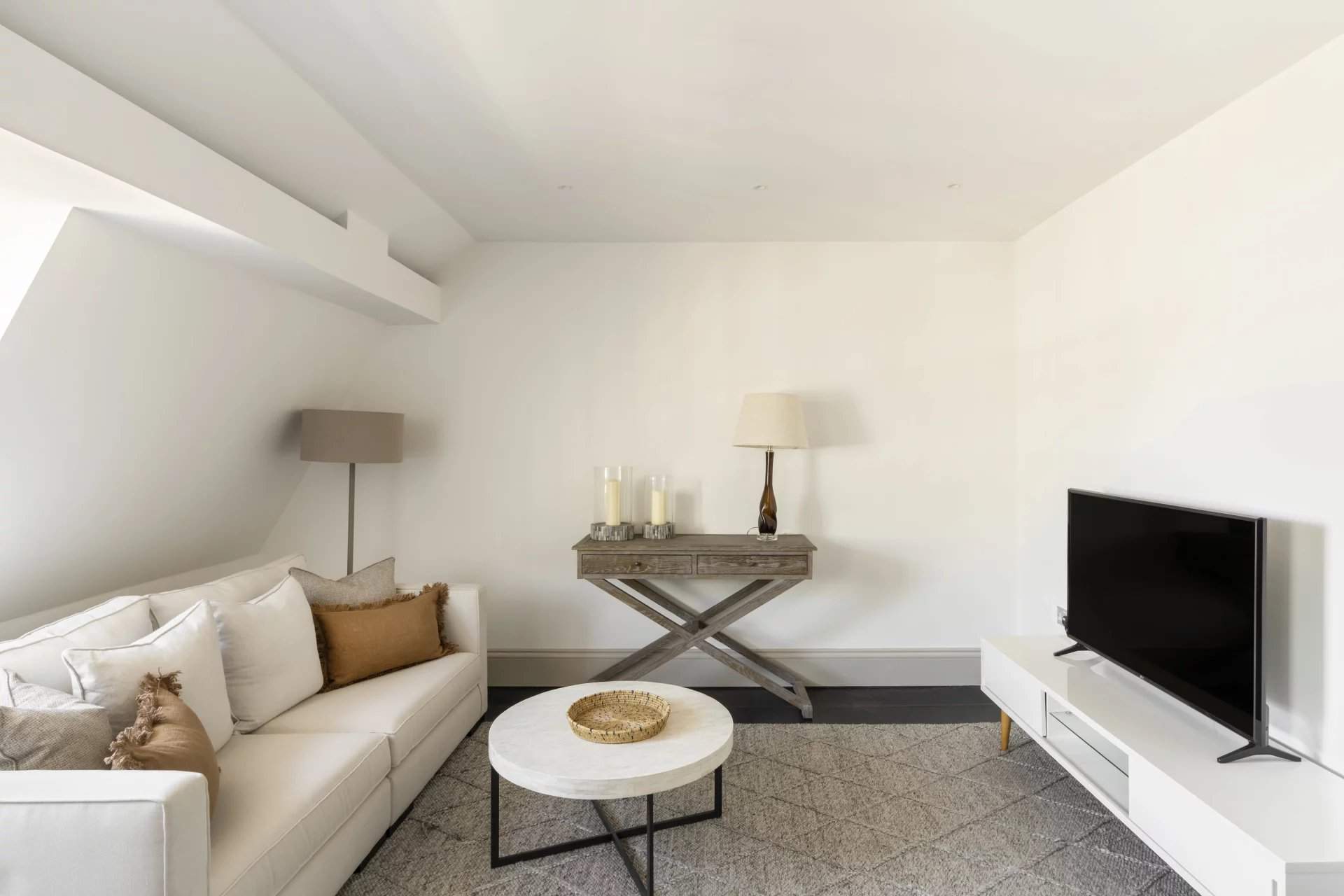 London  - Apartment 2 Bedrooms - picture 5