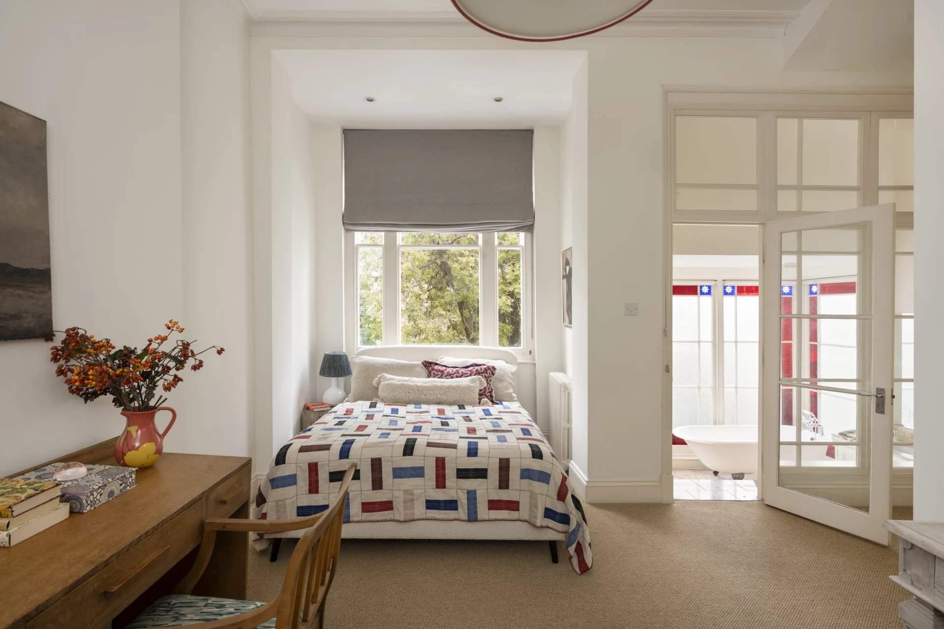 London  - Apartment 2 Bedrooms - picture 6