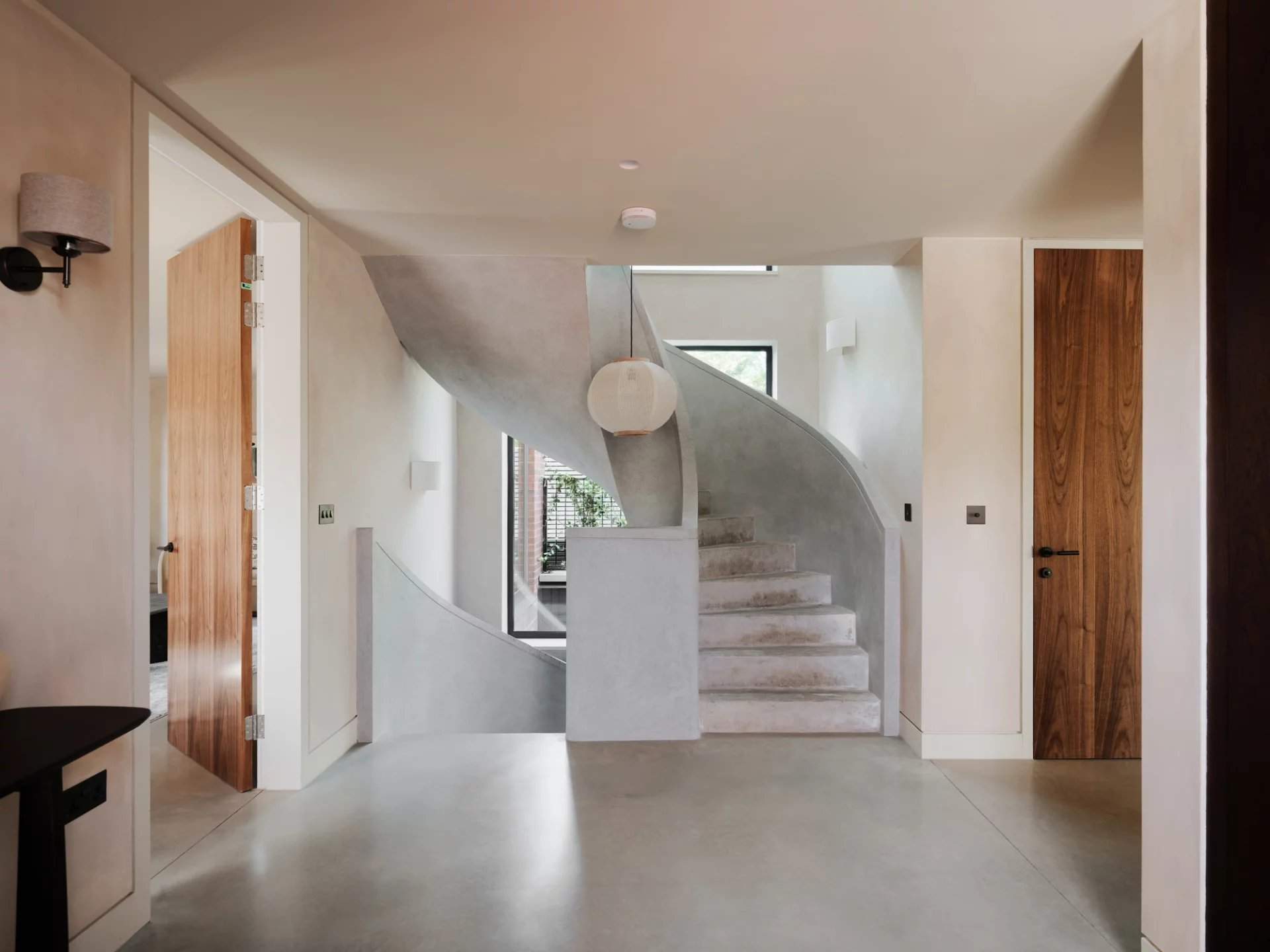 London  - House 5 Bedrooms - picture 11