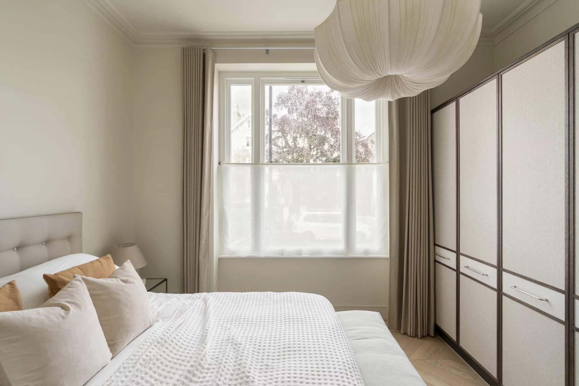 London  - Apartment 3 Bedrooms - picture 9