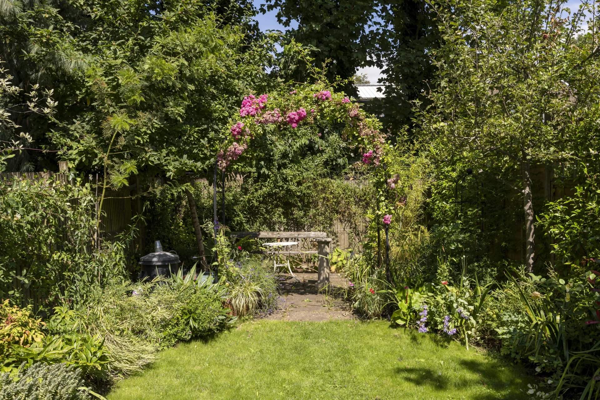 London  - House 4 Bedrooms - picture 19