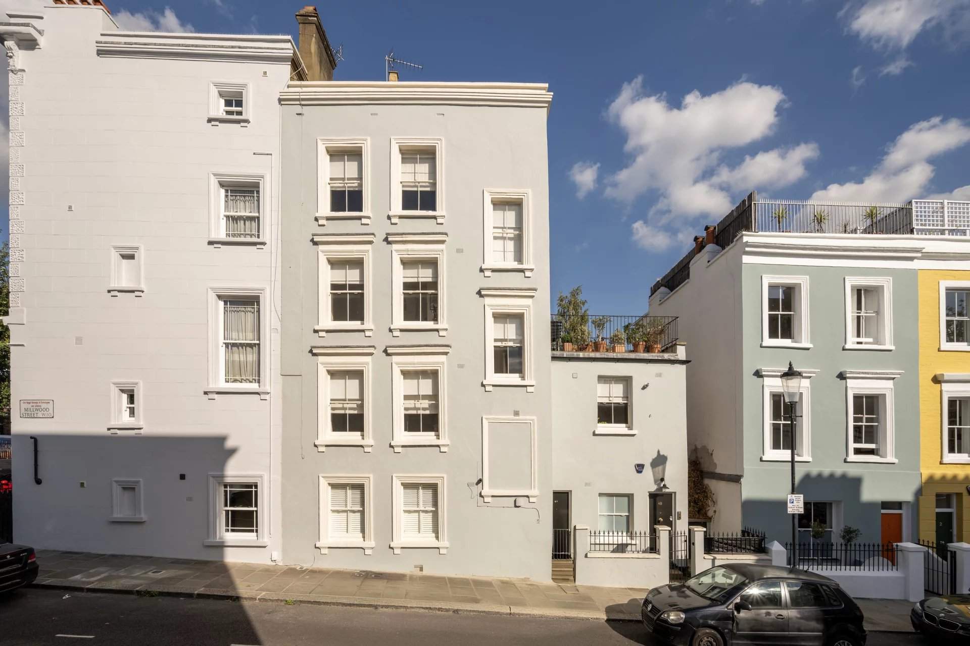 London  - Apartment 2 Bedrooms - picture 4