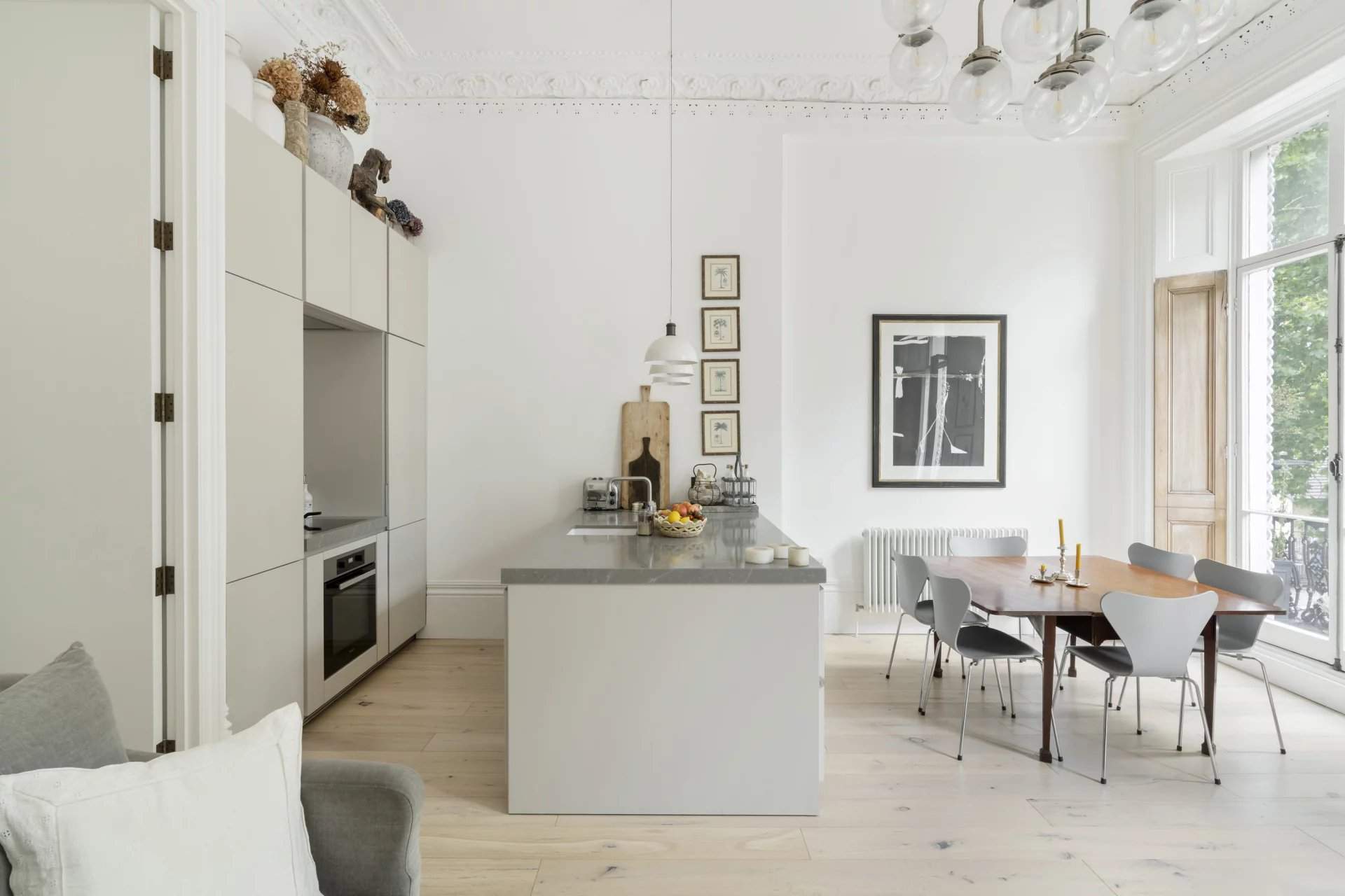 London  - Apartment 2 Bedrooms - picture 7