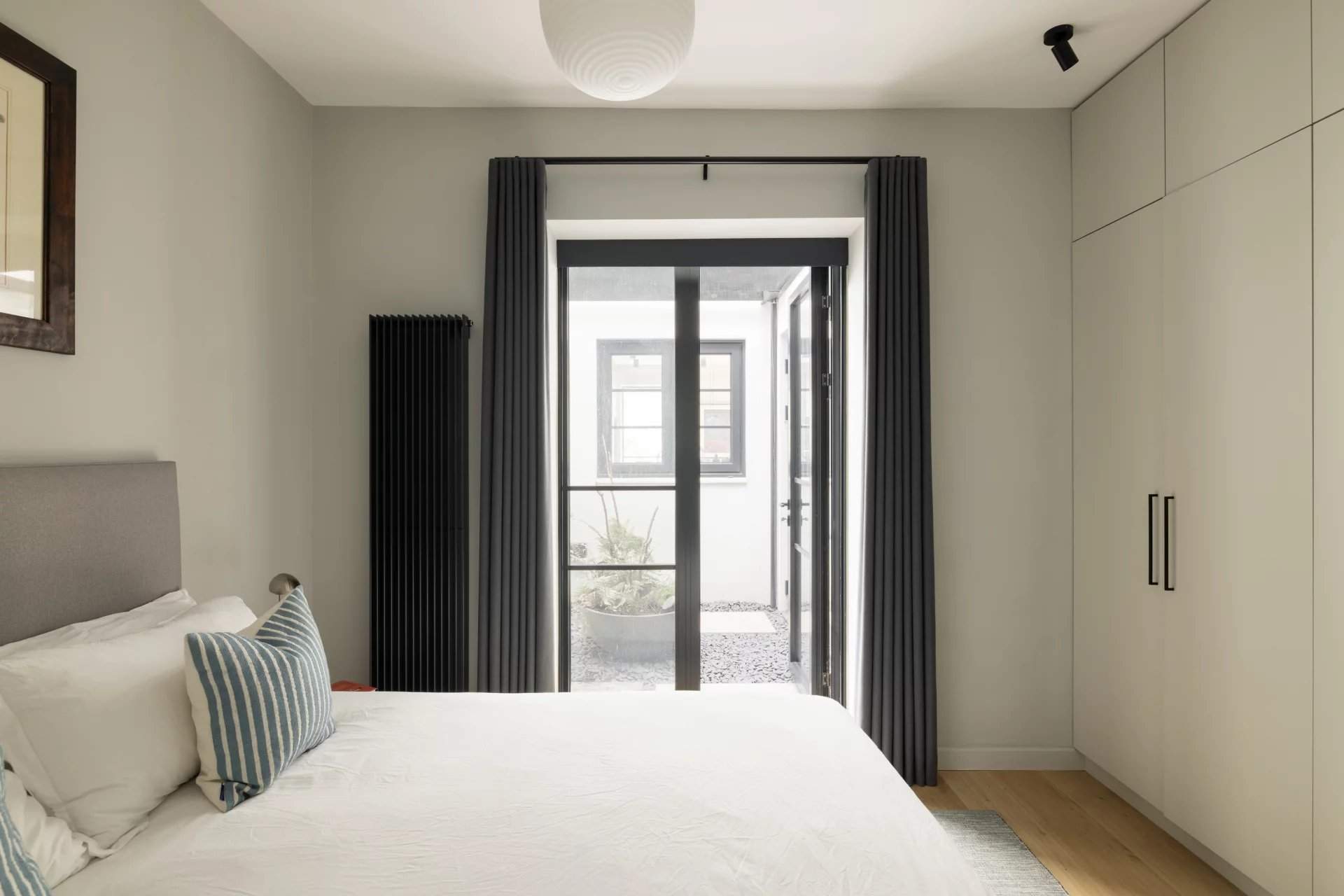 London  - Apartment 2 Bedrooms - picture 12