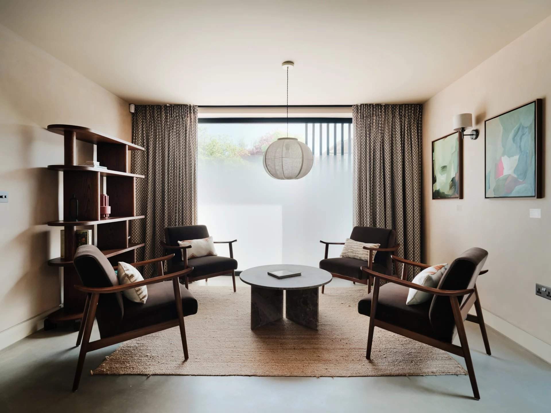 London  - House 5 Bedrooms - picture 2