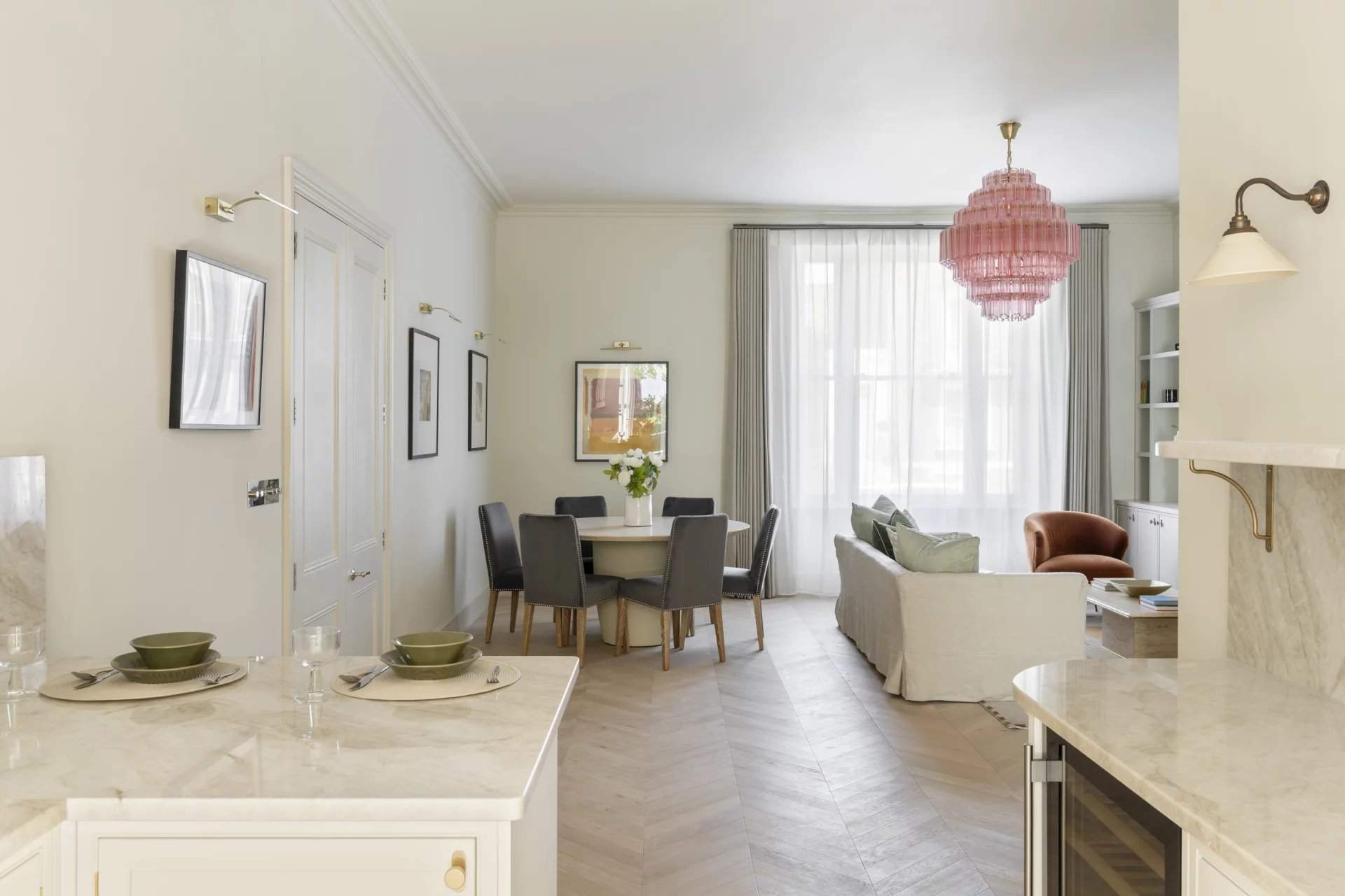 London  - Apartment 3 Bedrooms - picture 5