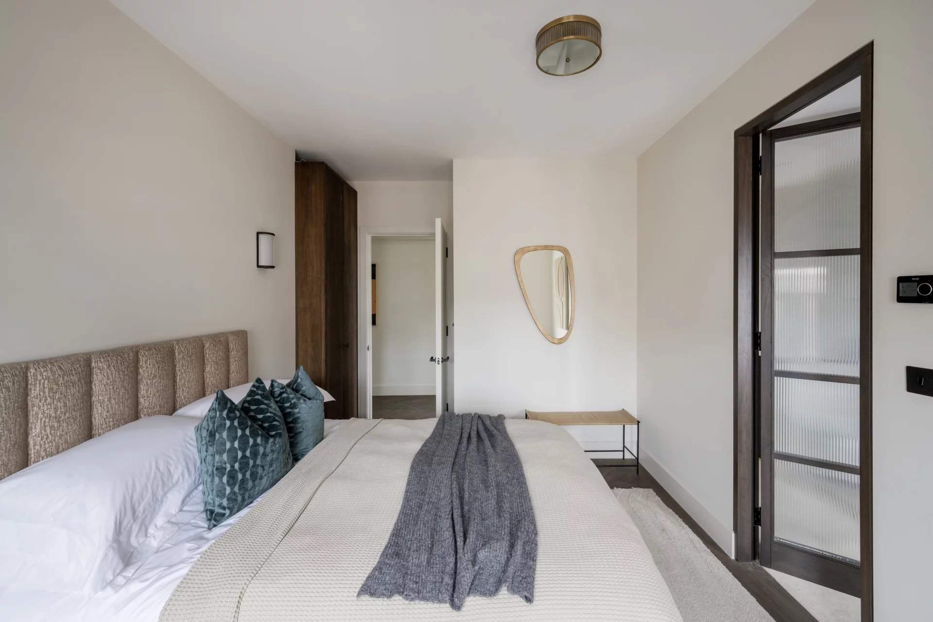 London  - Apartment 2 Bedrooms - picture 7