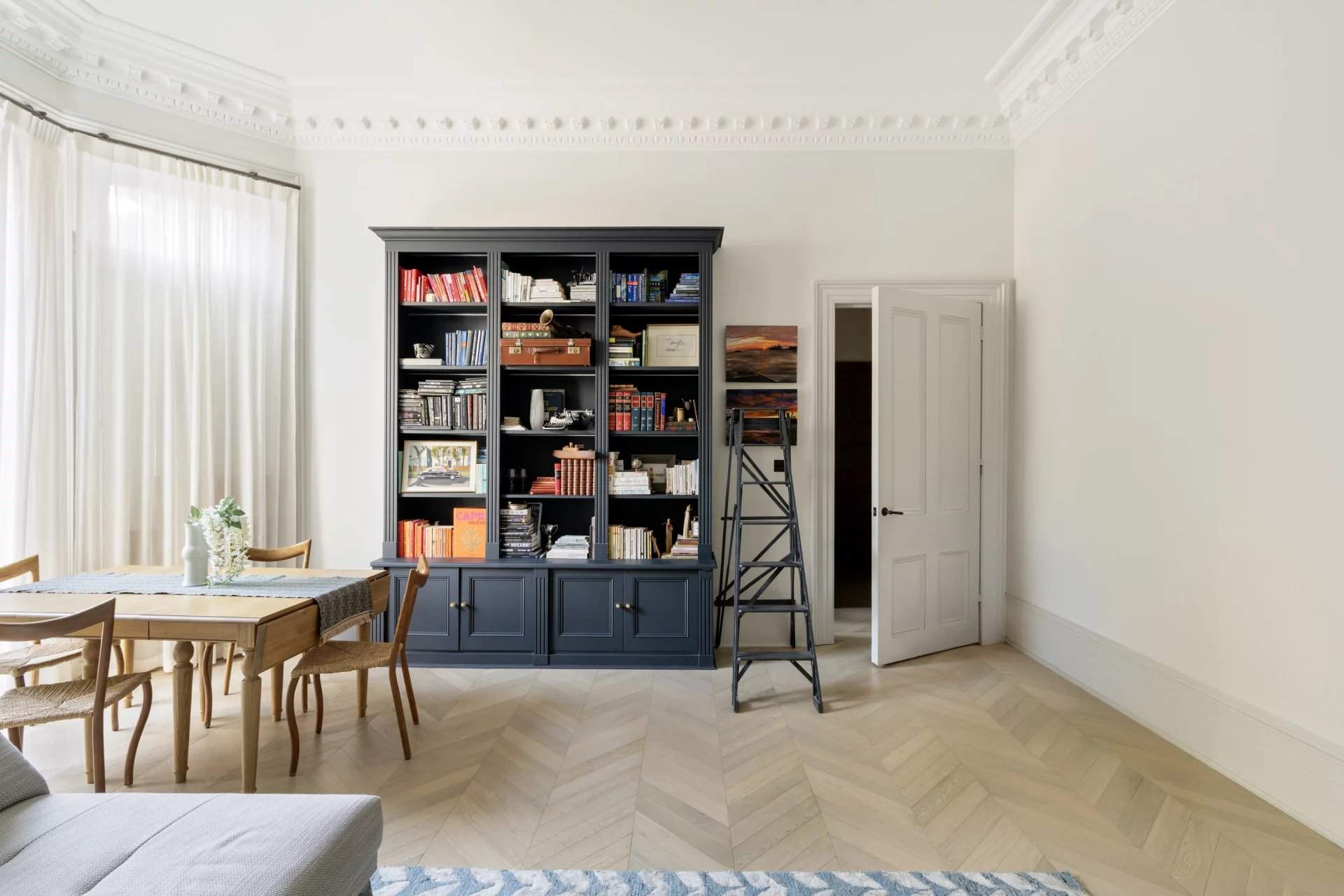 London  - Apartment 3 Bedrooms - picture 9