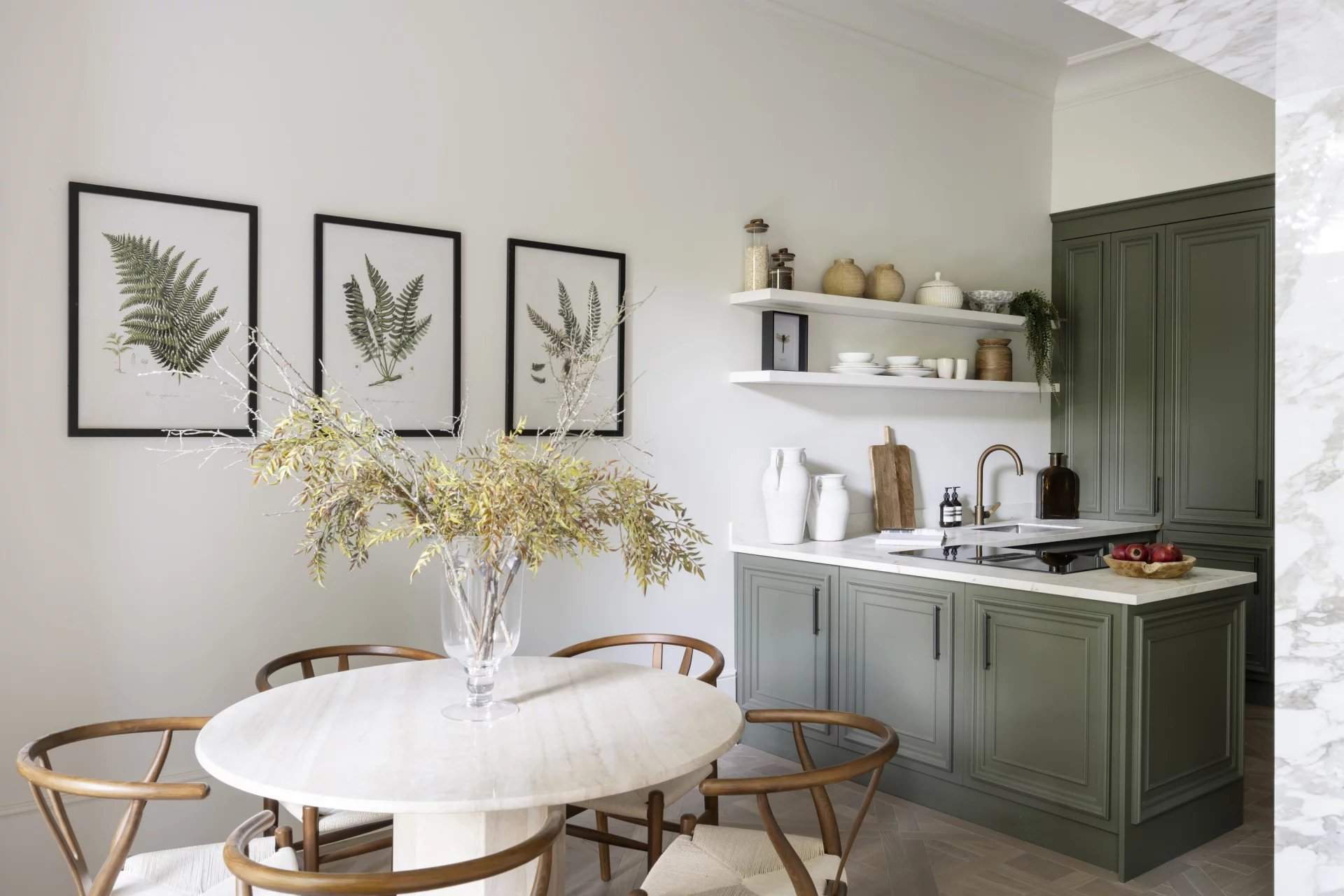 London  - Apartment 3 Bedrooms - picture 6