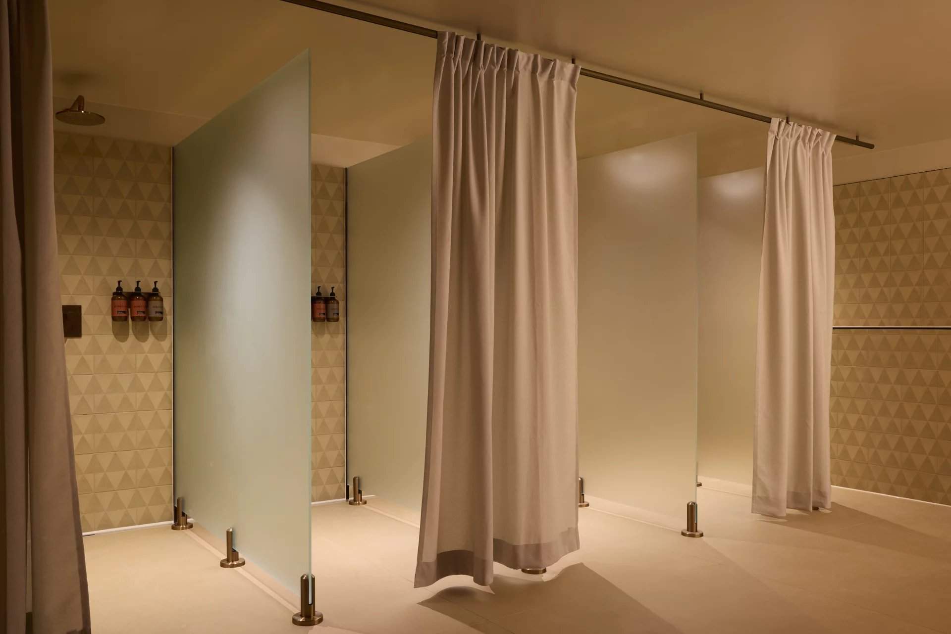 London  - Apartment 2 Bedrooms - picture 13