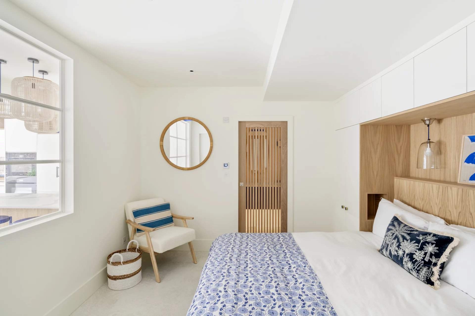 London  - Apartment 2 Bedrooms - picture 13