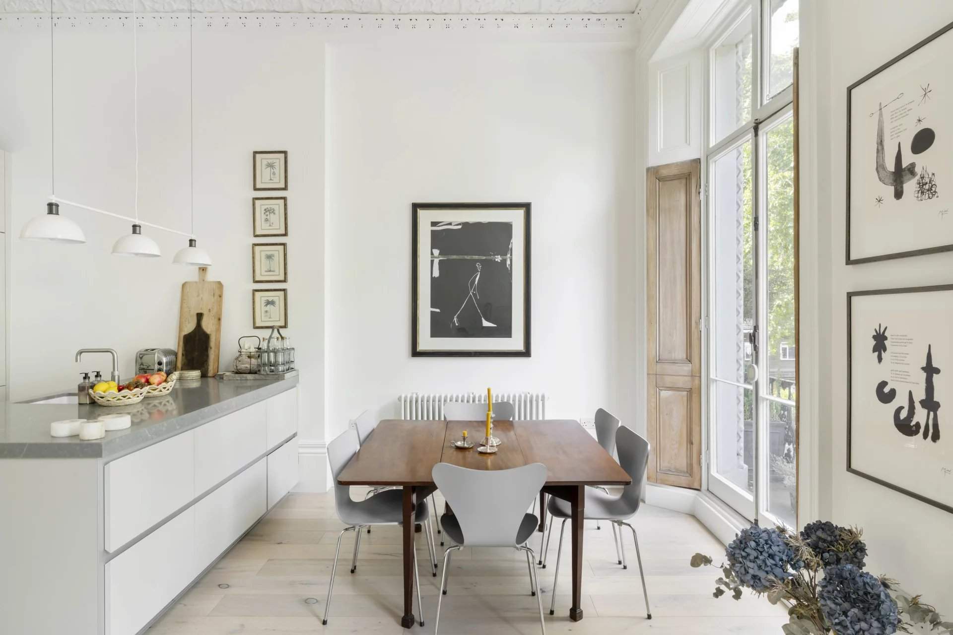 London  - Apartment 2 Bedrooms - picture 4