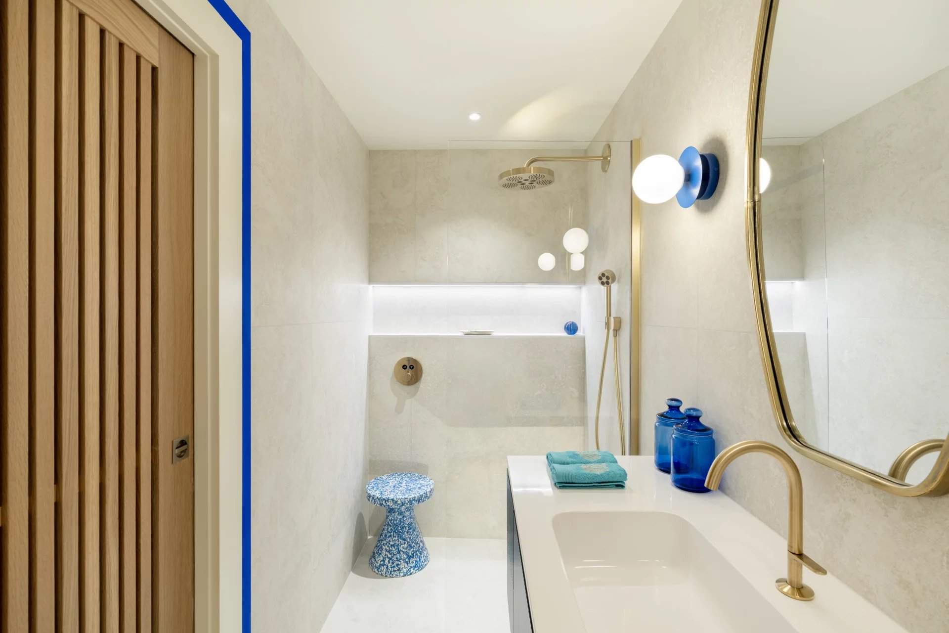 London  - Apartment 2 Bedrooms - picture 14