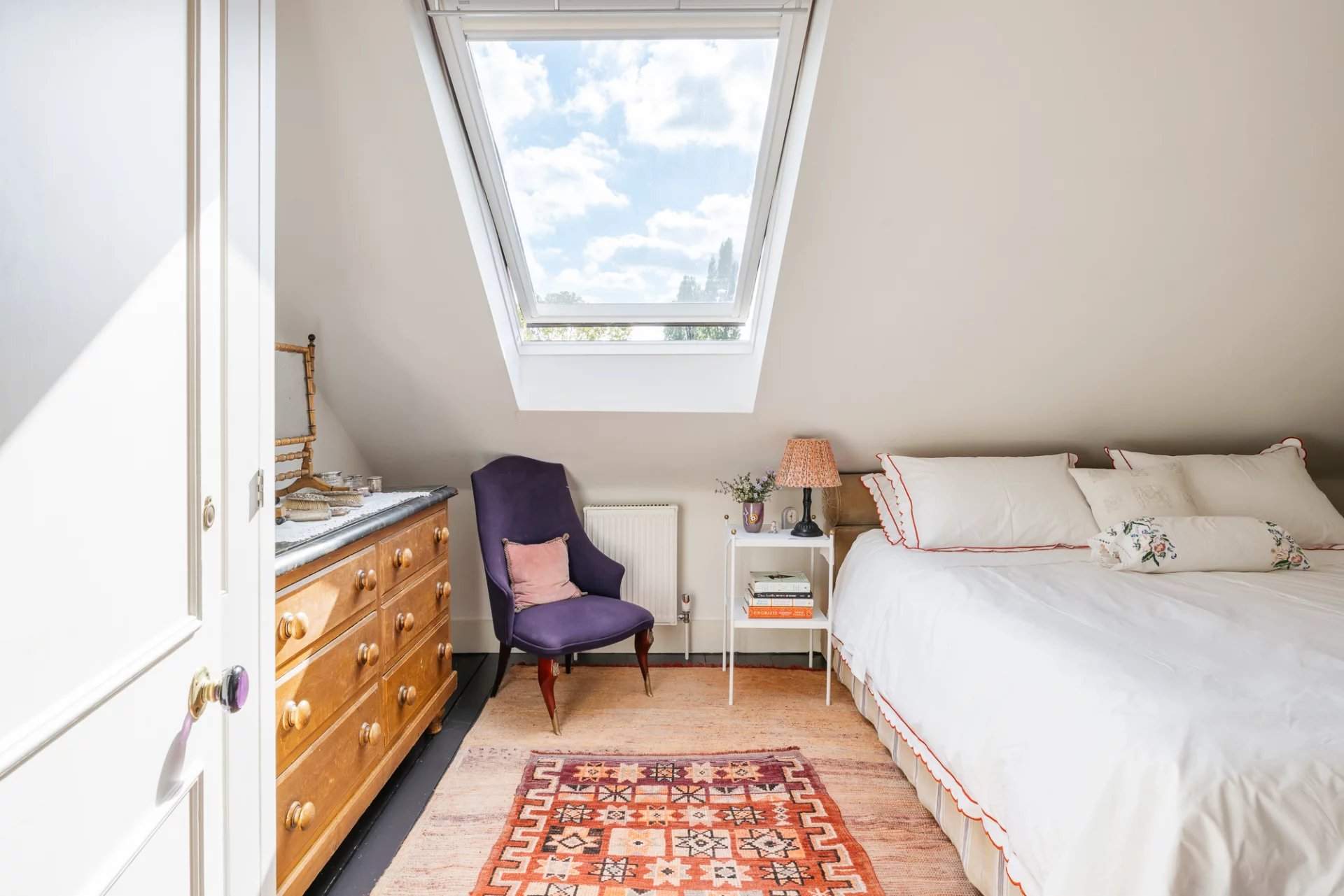 London  - House 3 Bedrooms - picture 7