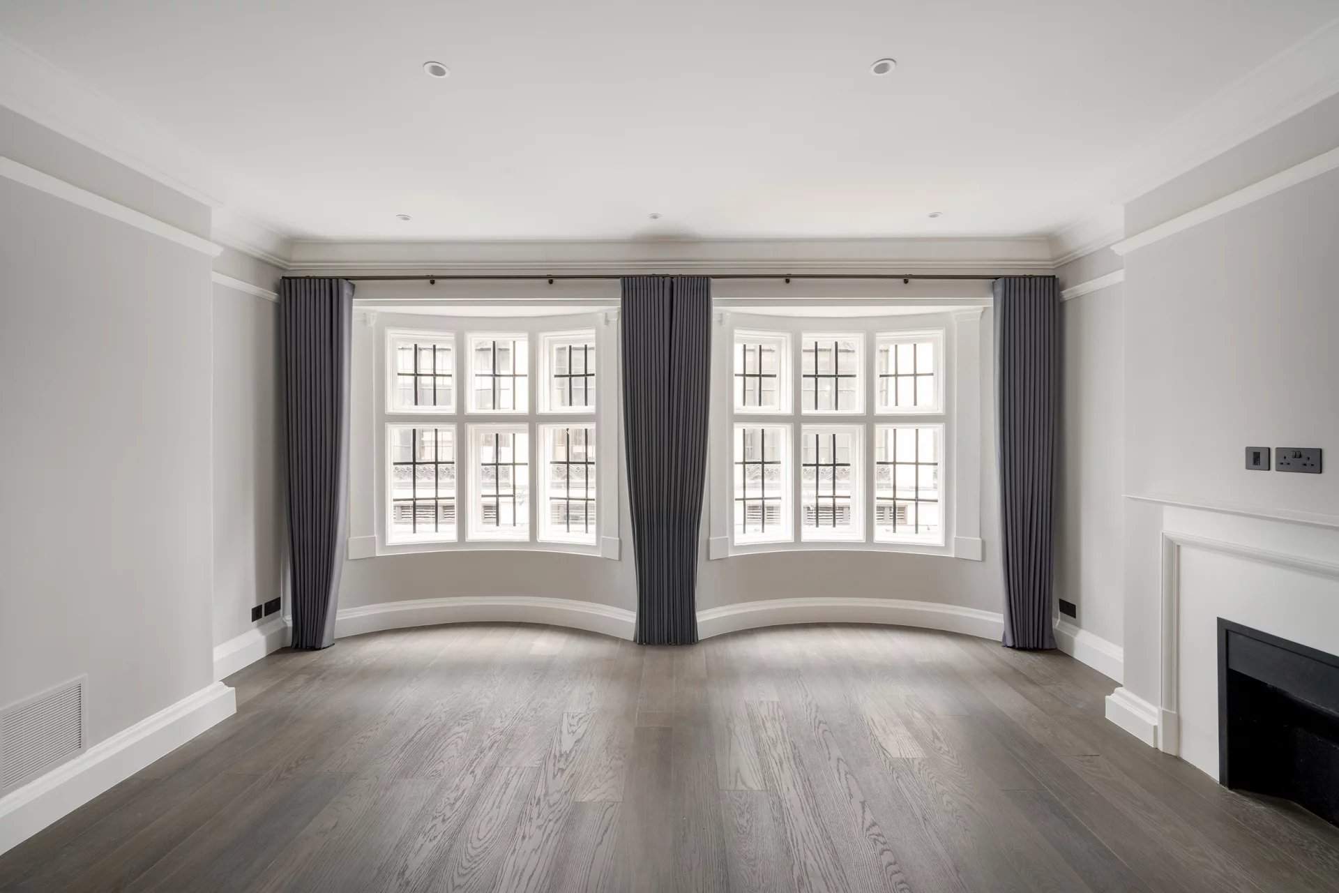 London  - Duplex 2 Bedrooms - picture 2