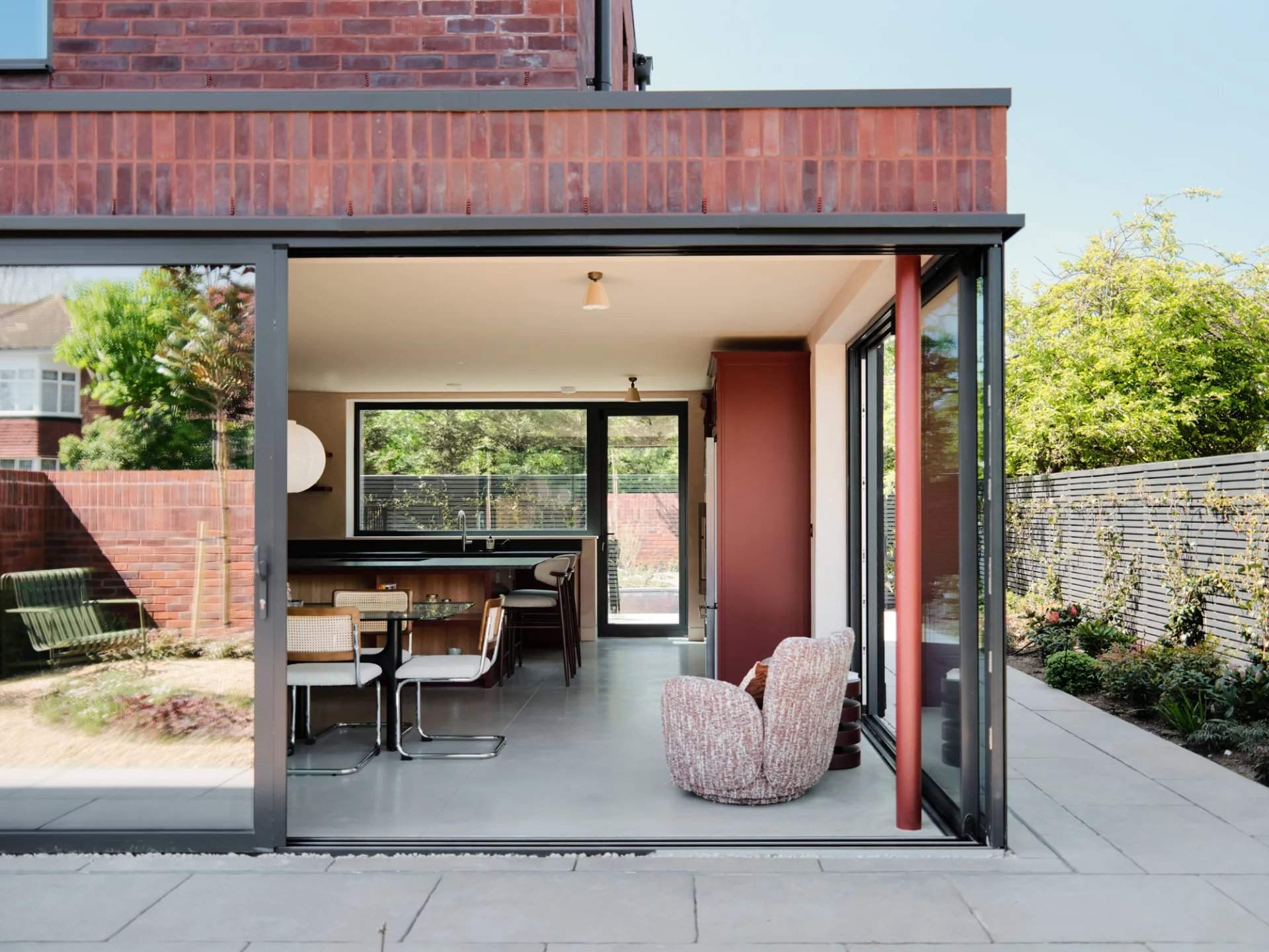 London  - House 5 Bedrooms - picture 7