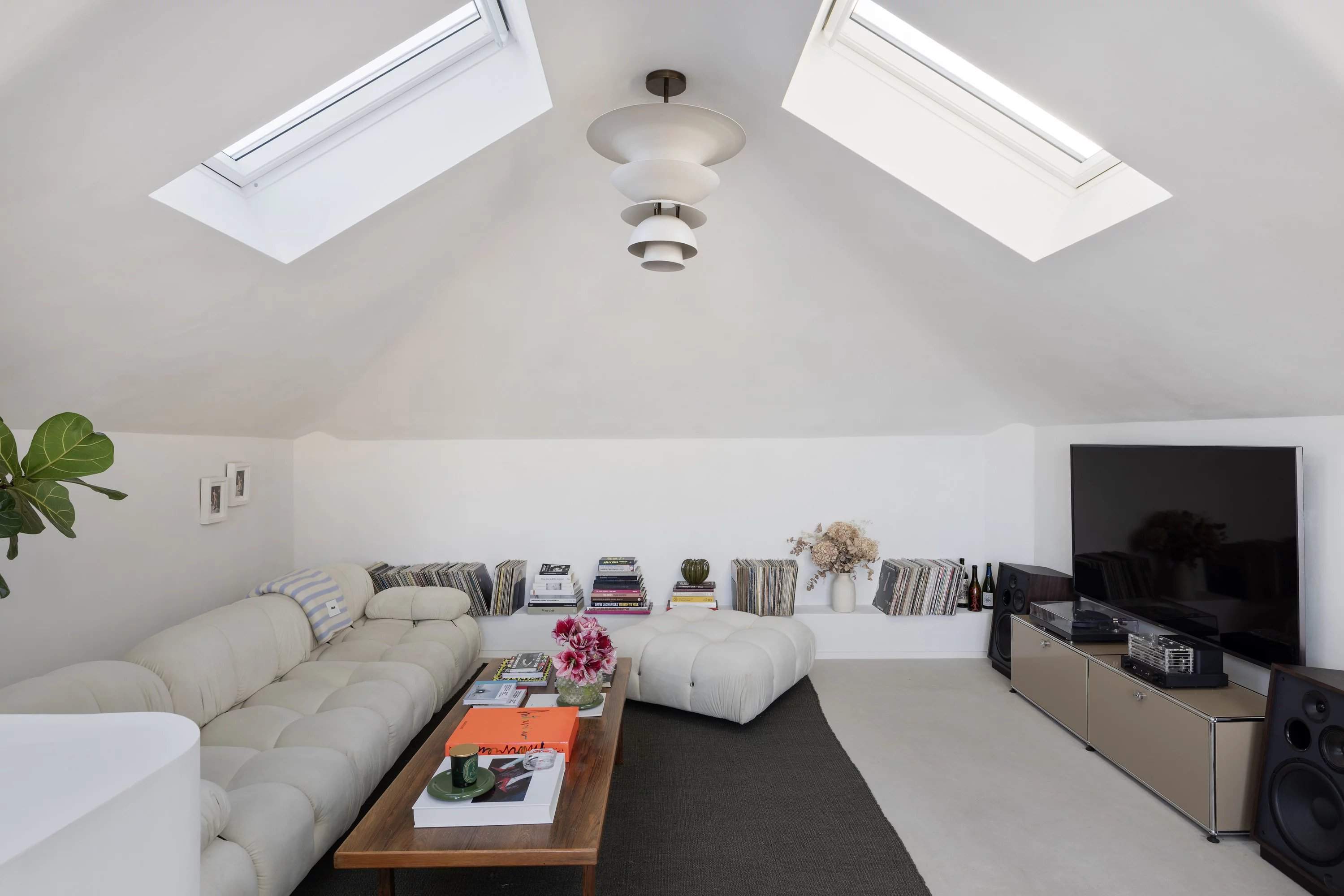 London  - Apartment 2 Bedrooms - picture 4