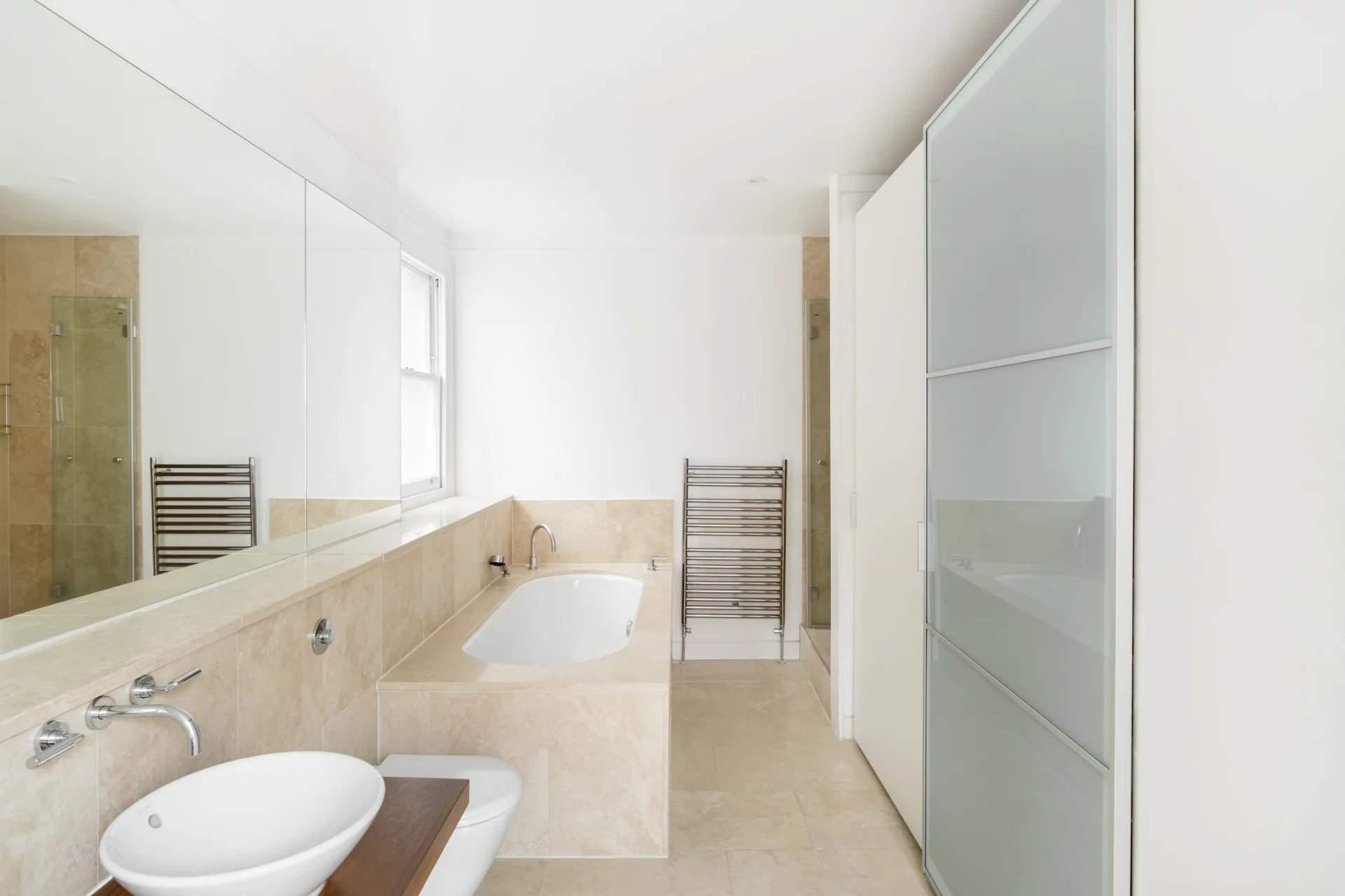 London  - Apartment 2 Bedrooms - picture 12