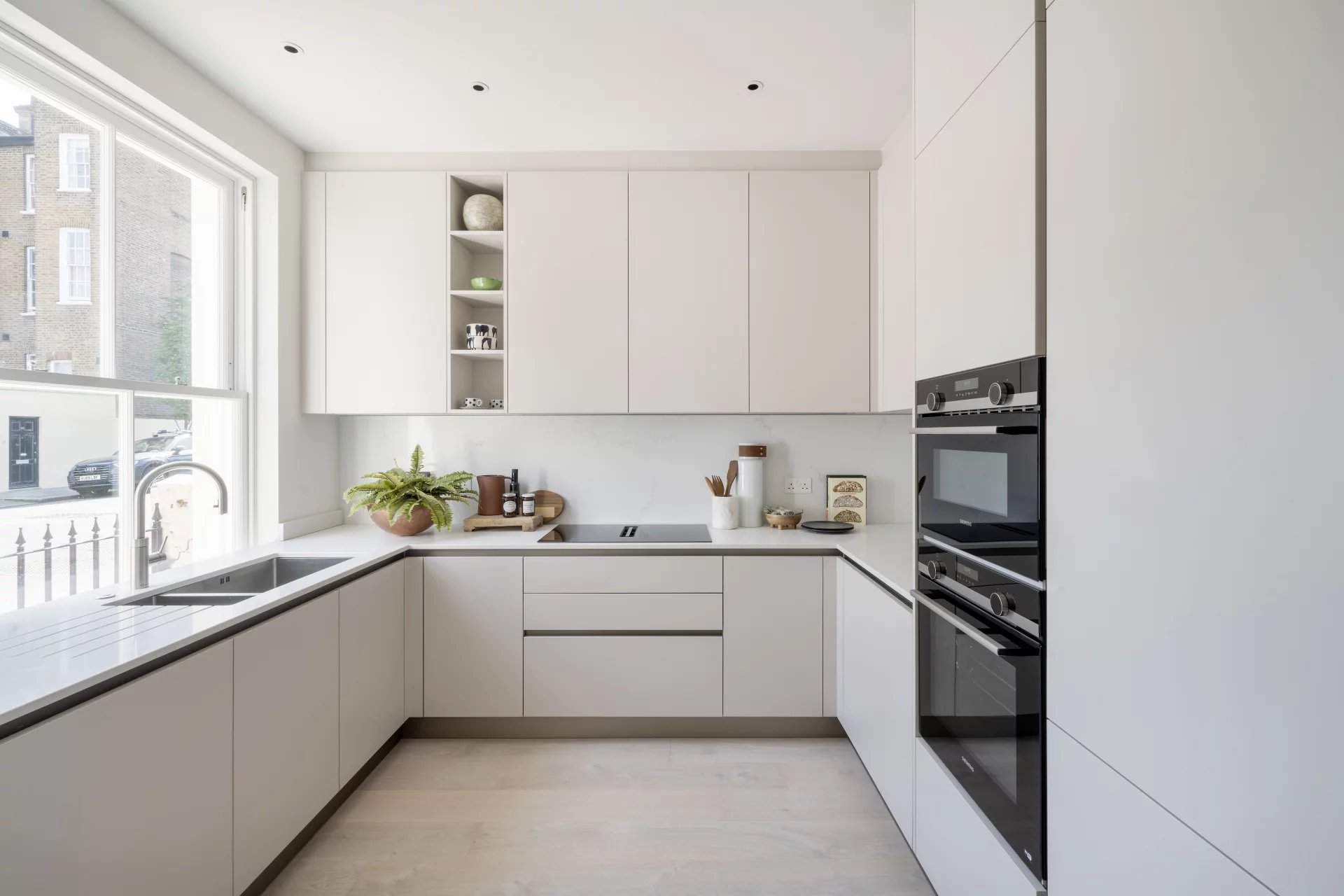 London  - House 4 Bedrooms - picture 9