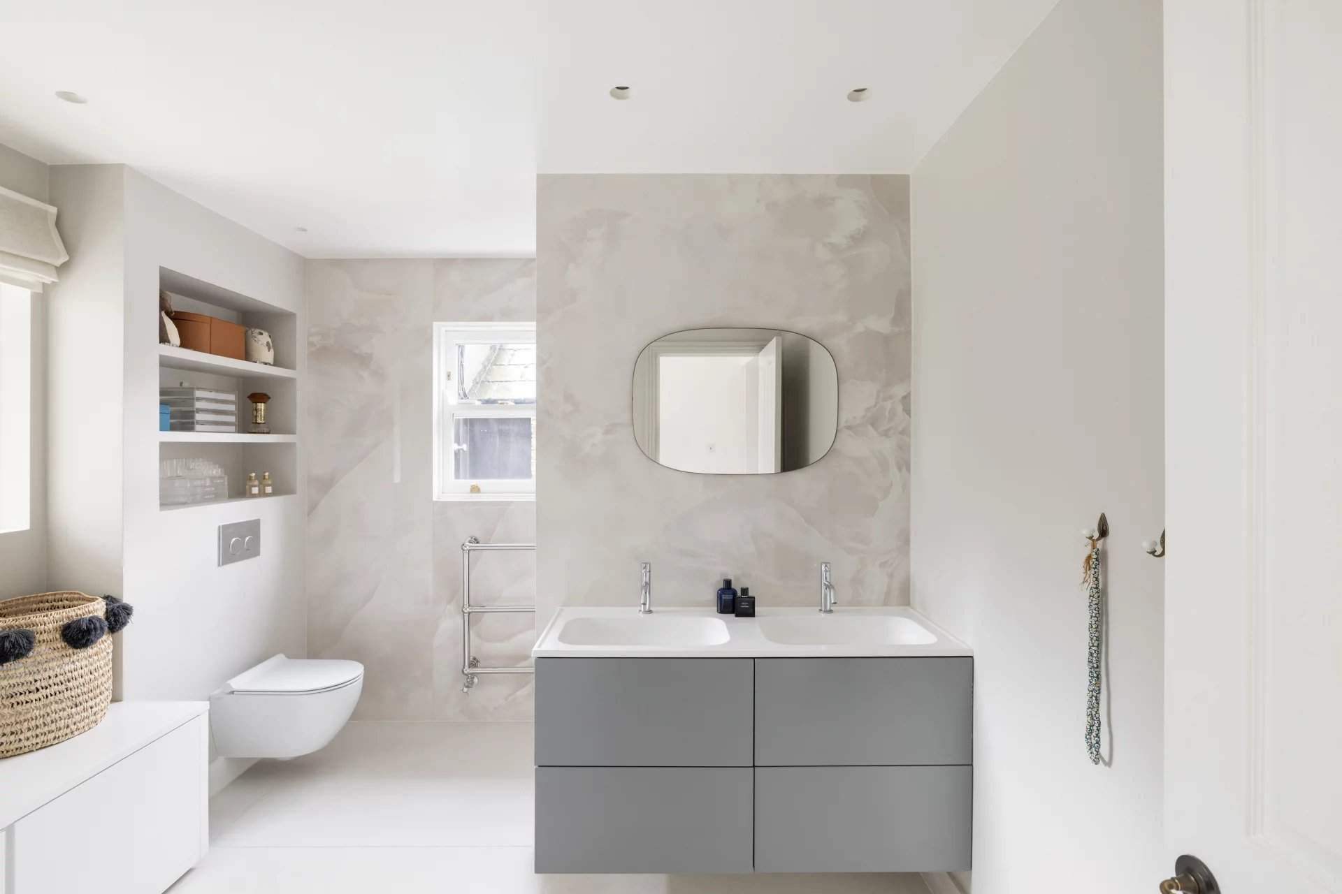 London  - House 5 Bedrooms - picture 15