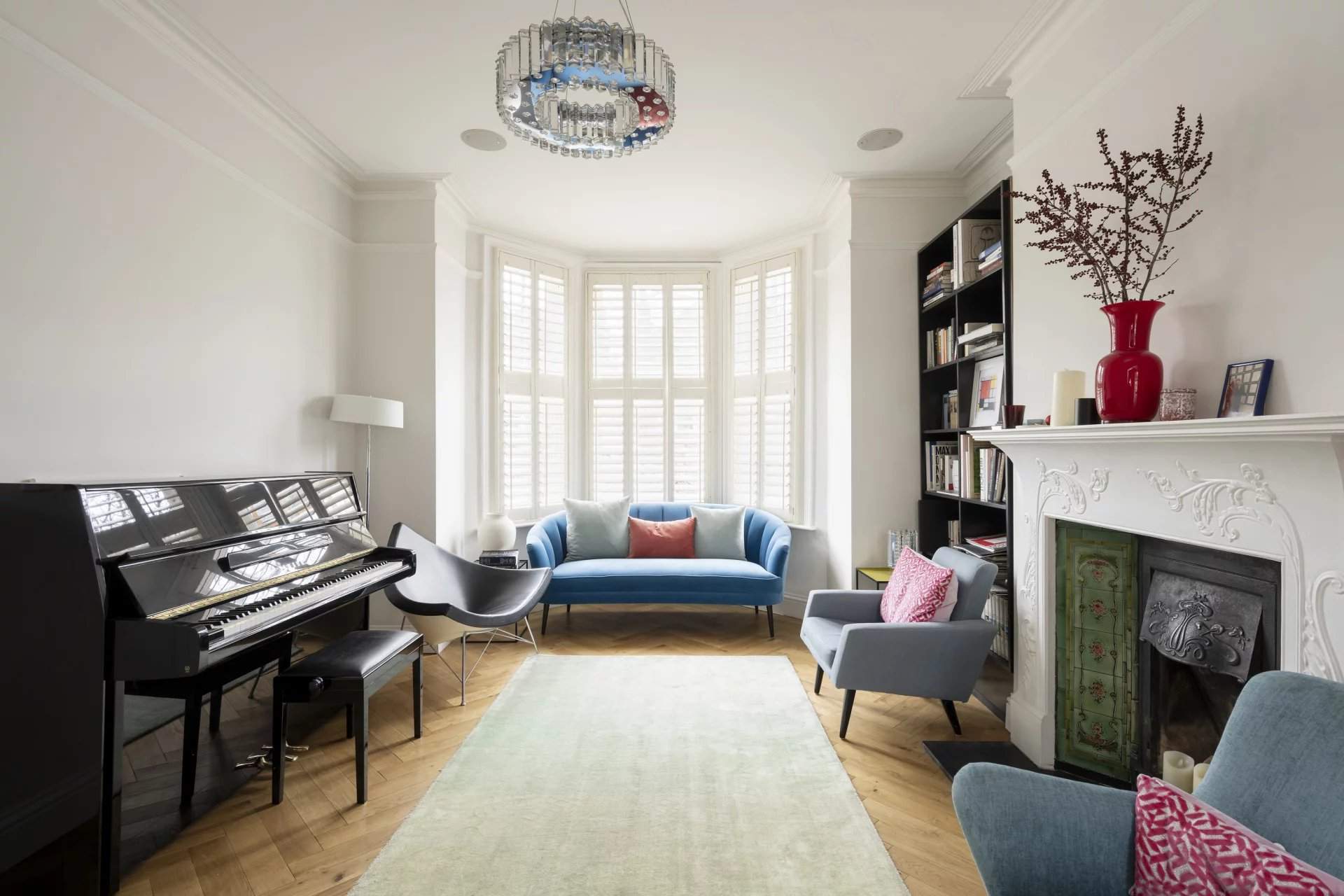 London  - House 5 Bedrooms - picture 9