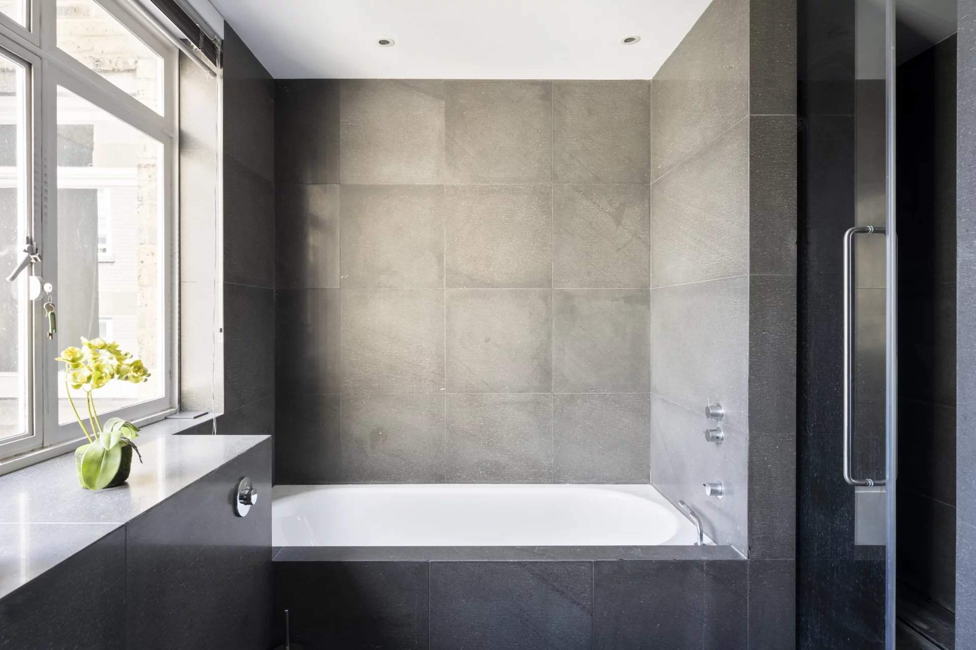 Onslow Square, Chelsea / South Kensington picture 9