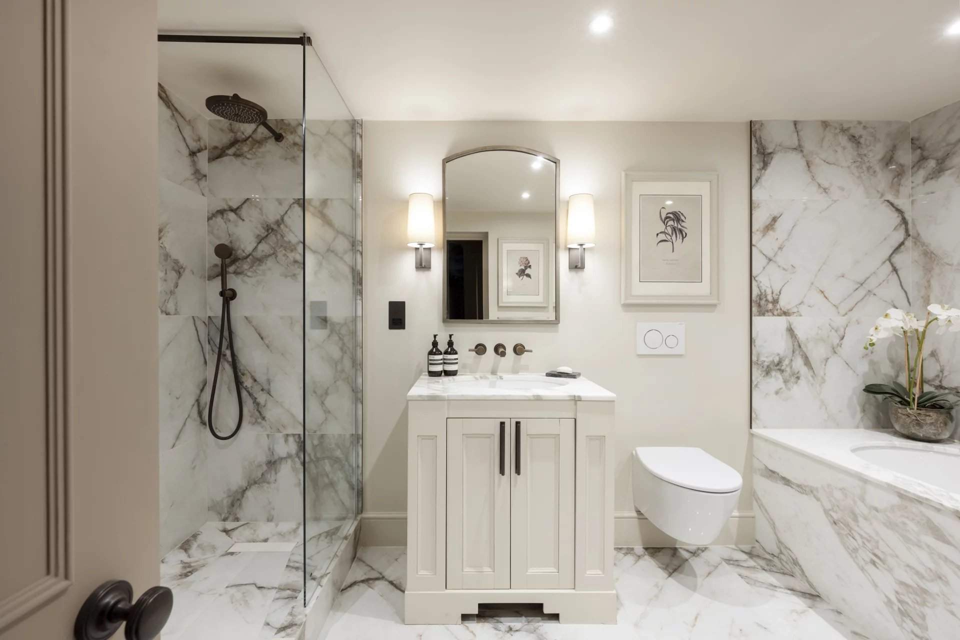 London  - Apartment 3 Bedrooms - picture 9